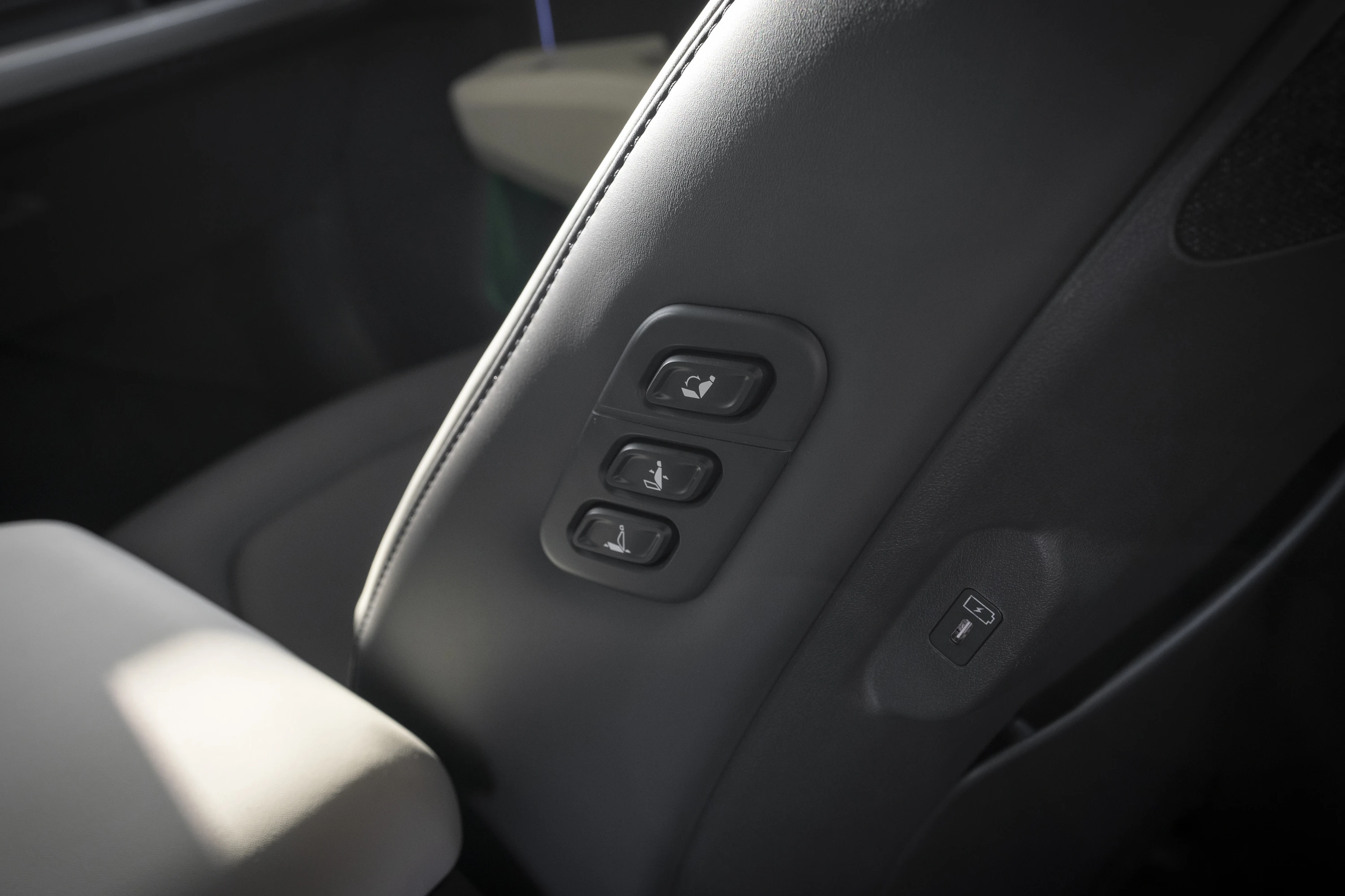Kia EV3 Long Range AWD details view
