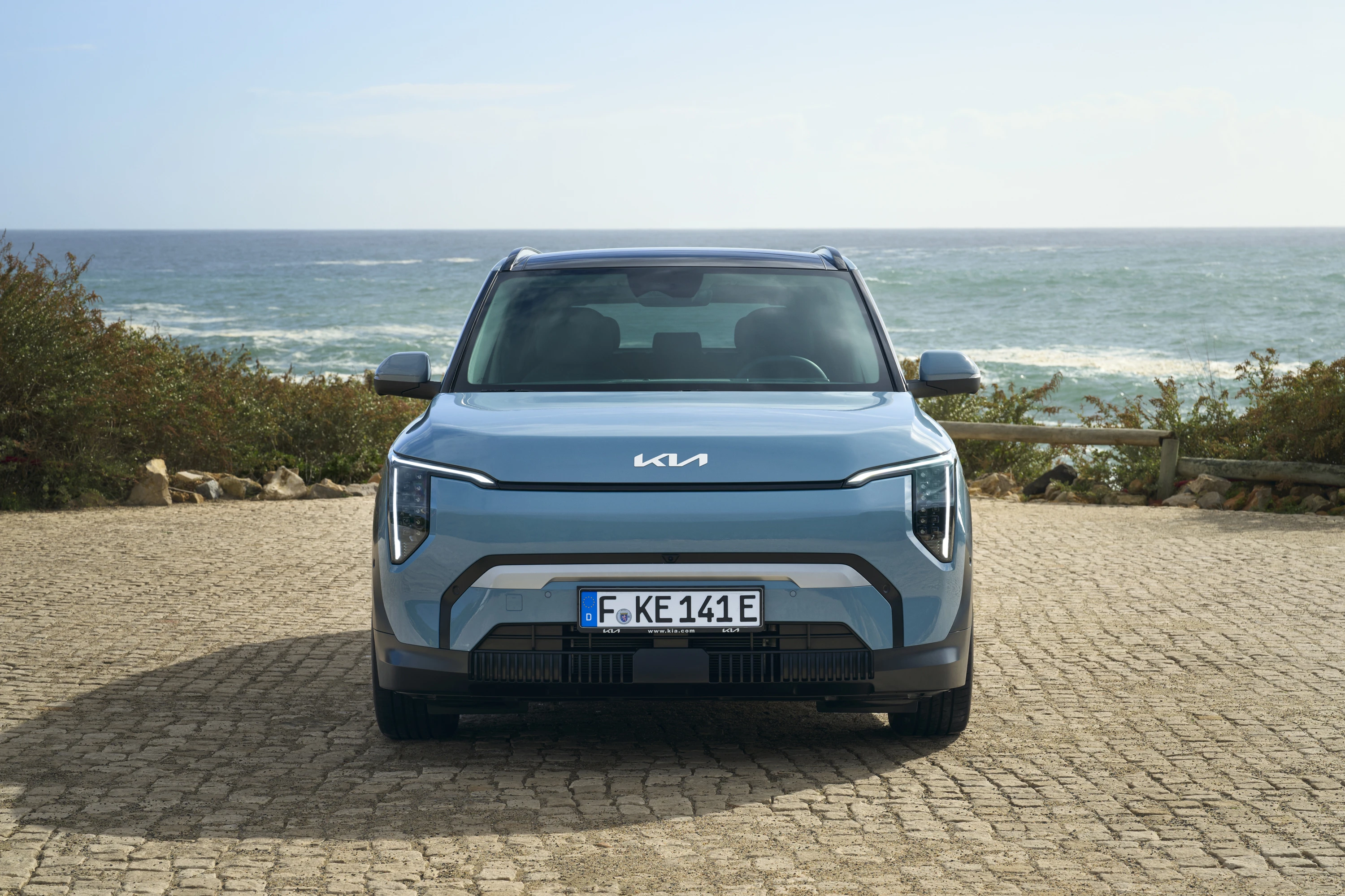 Kia EV3 Long Range AWD exterior view