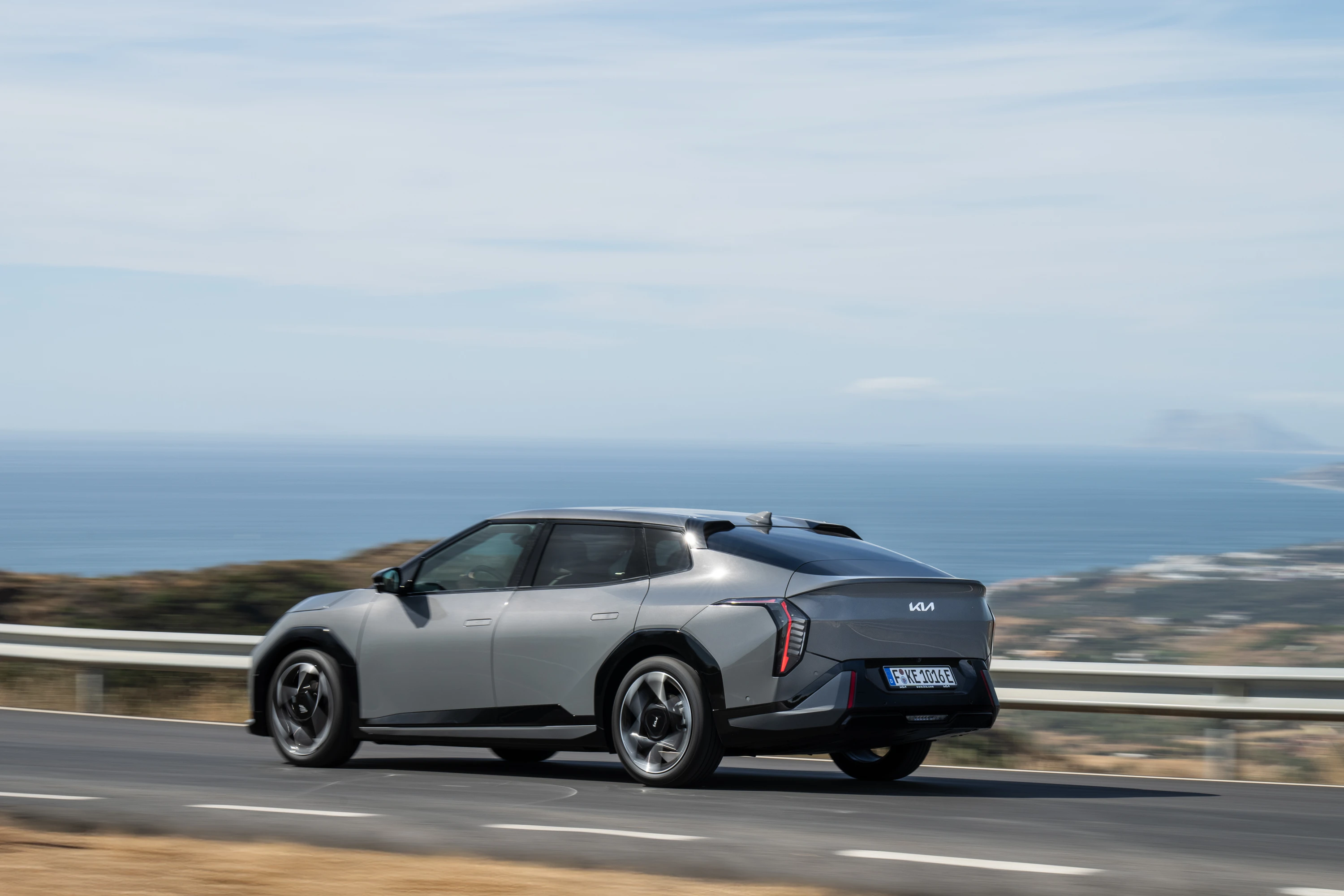 Kia EV4 Fastback Long Range exterior view