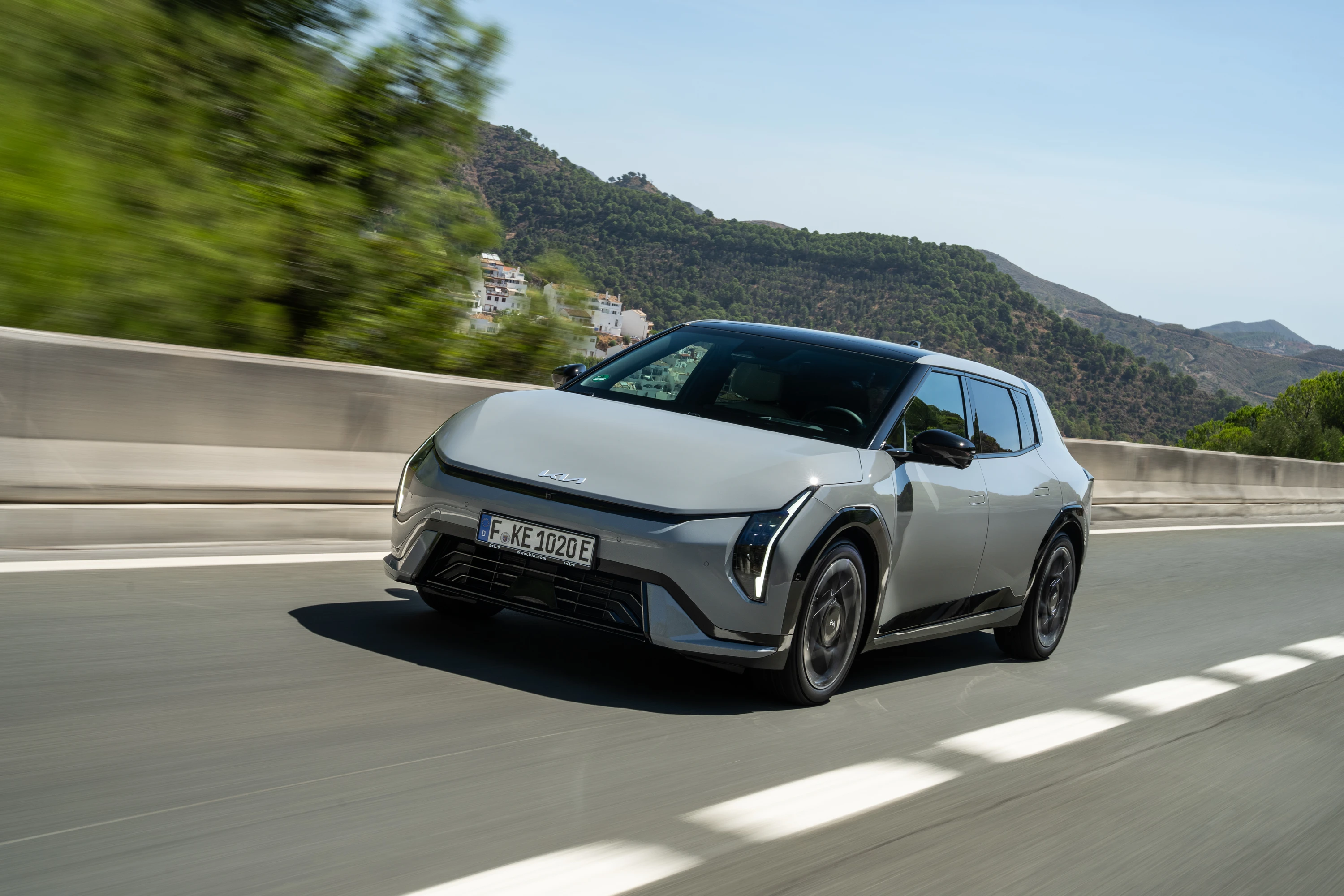 Kia EV4 Hatchback Standard Range exterior view