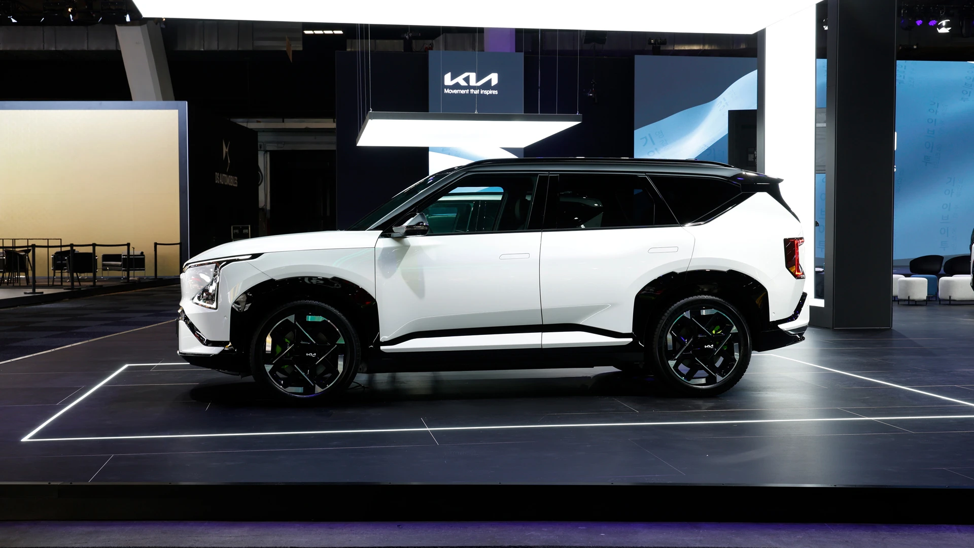 Kia EV5 GT exterior view
