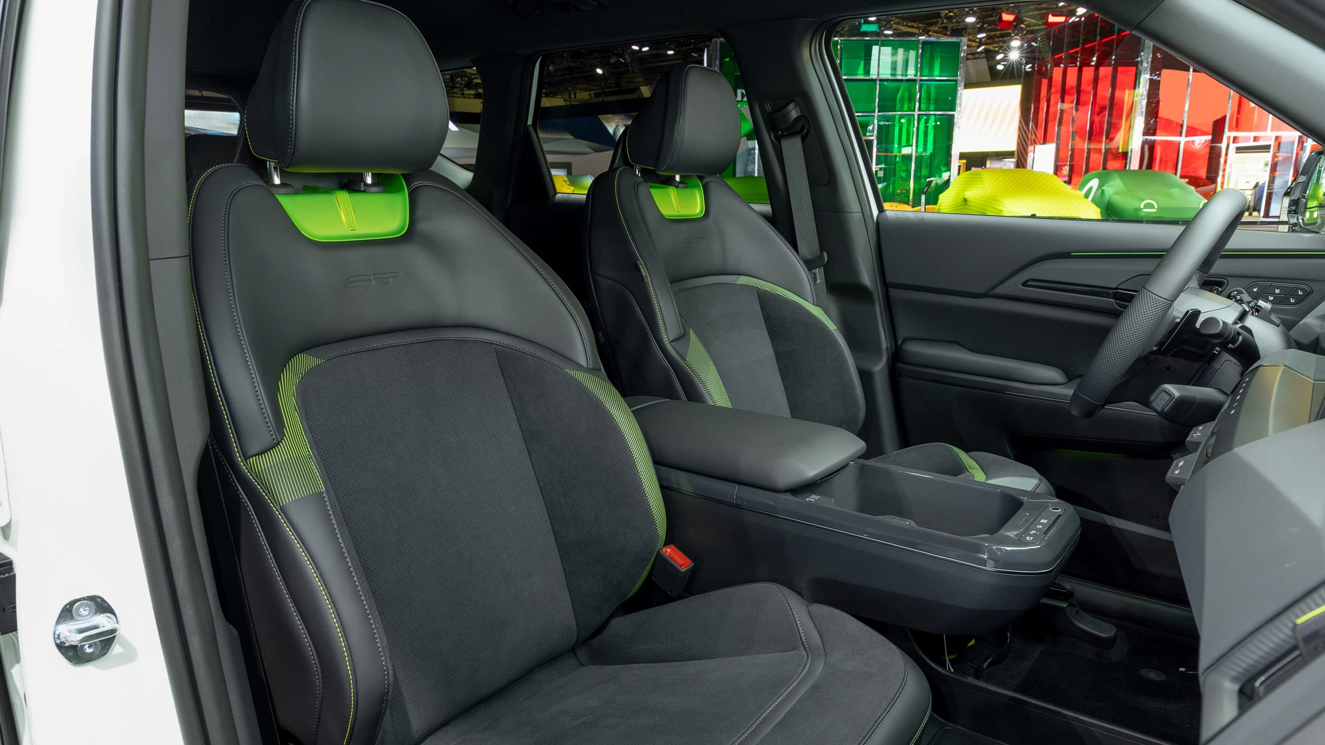 Kia EV5 GT frontseats view