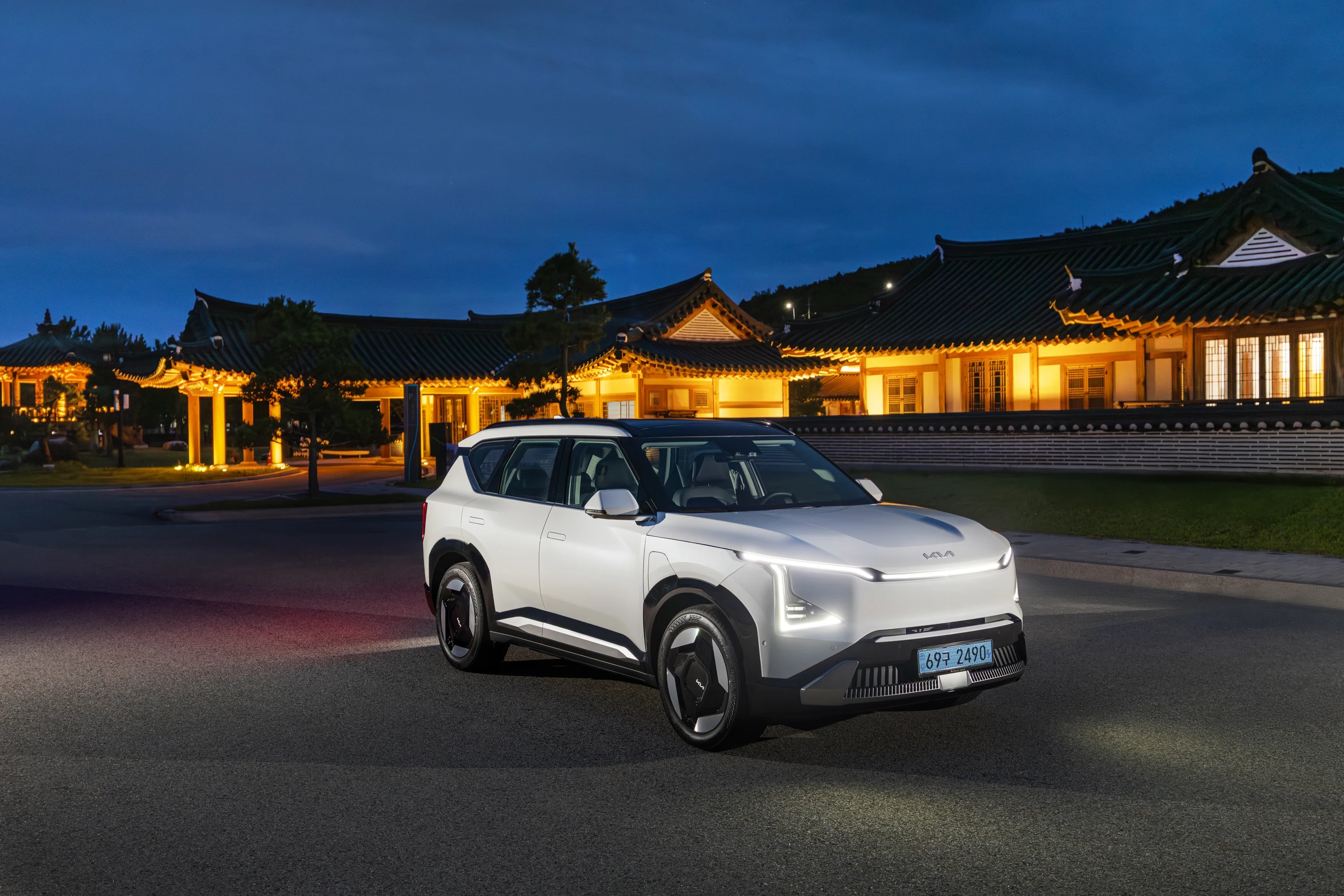 Kia EV5 Long Range AWD exterior view