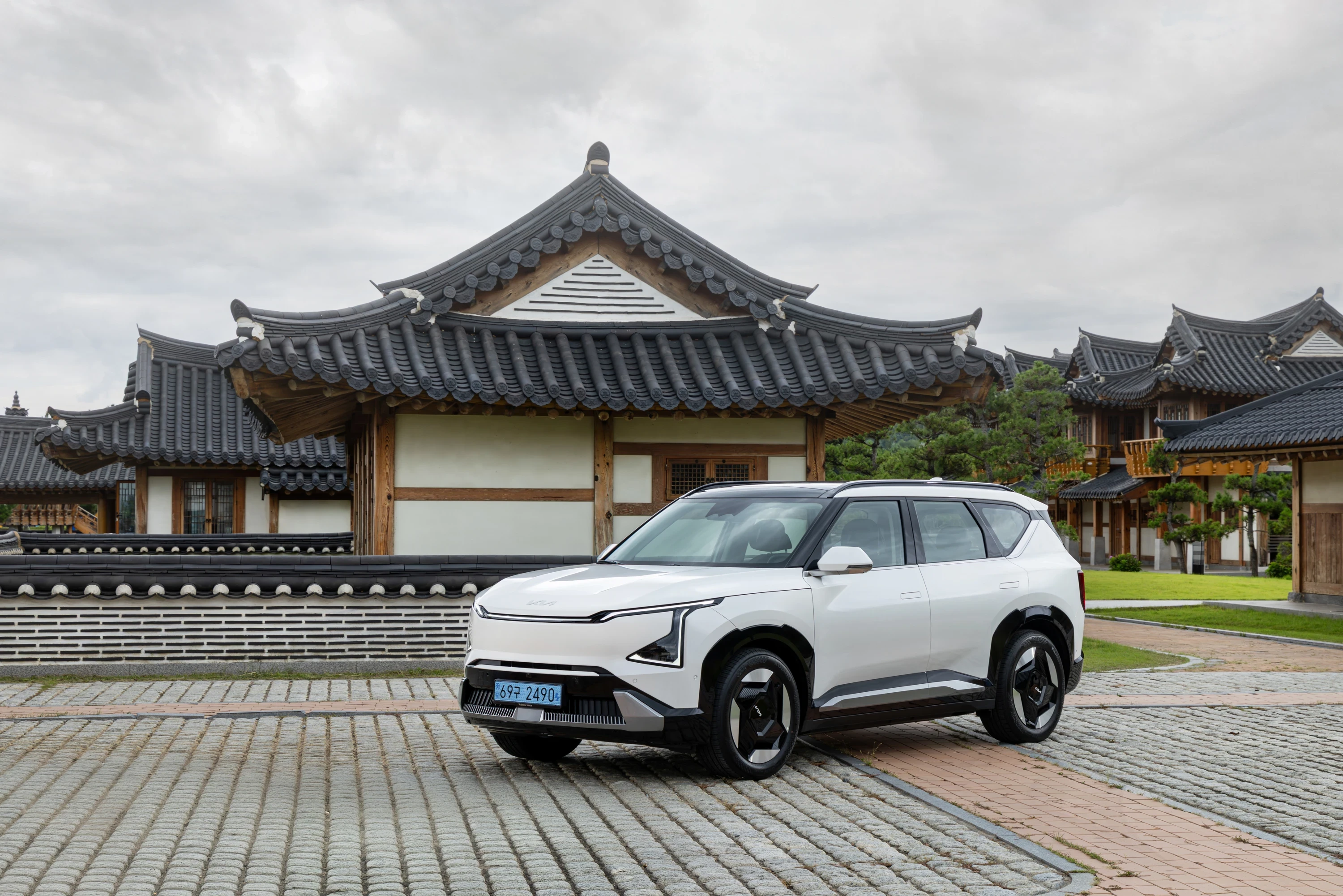 Kia EV5 Long Range AWD exterior view