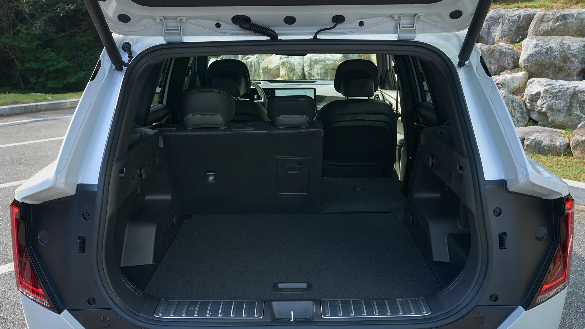 Kia EV5 Long Range AWD trunk view