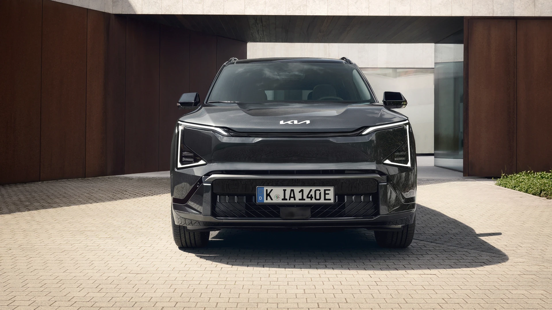 Kia EV5 Long Range AWD exterior view