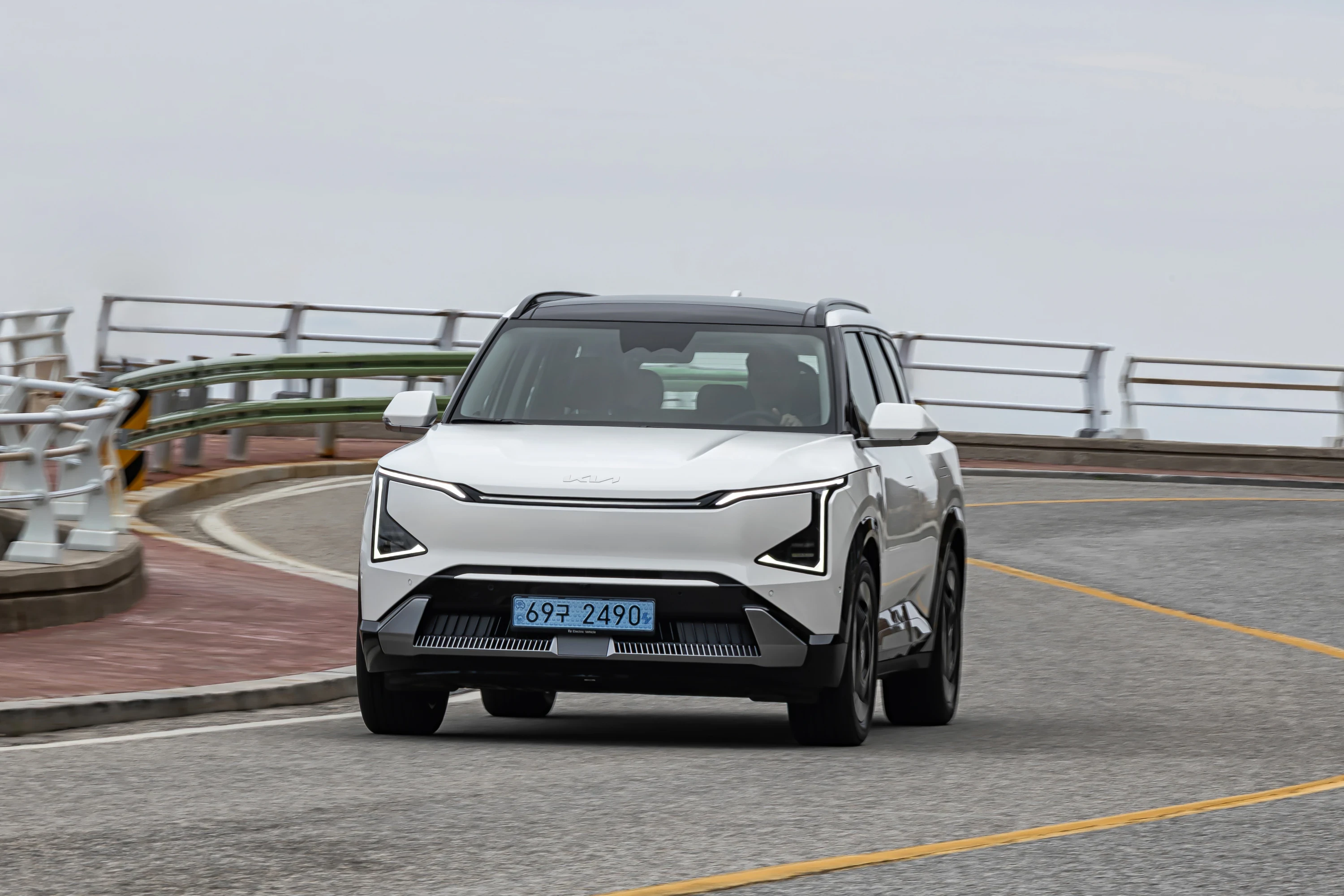 Kia EV5 Long Range AWD exterior view