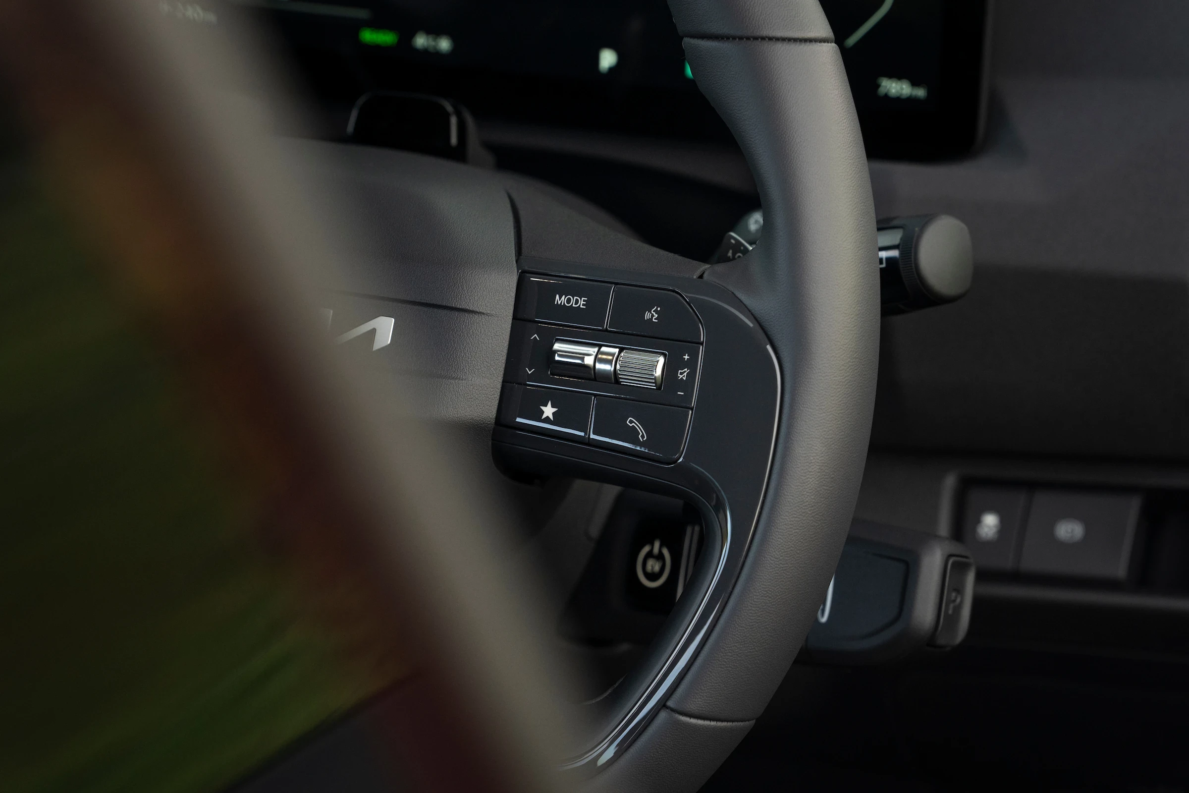 Kia EV5 Long Range AWD screens view