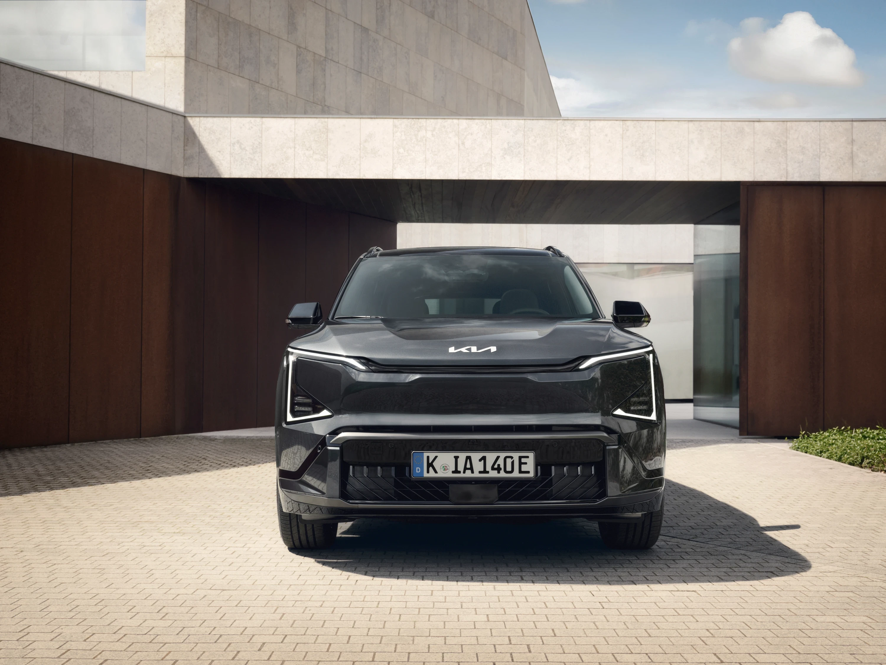 Kia EV5 Standard Range exterior view