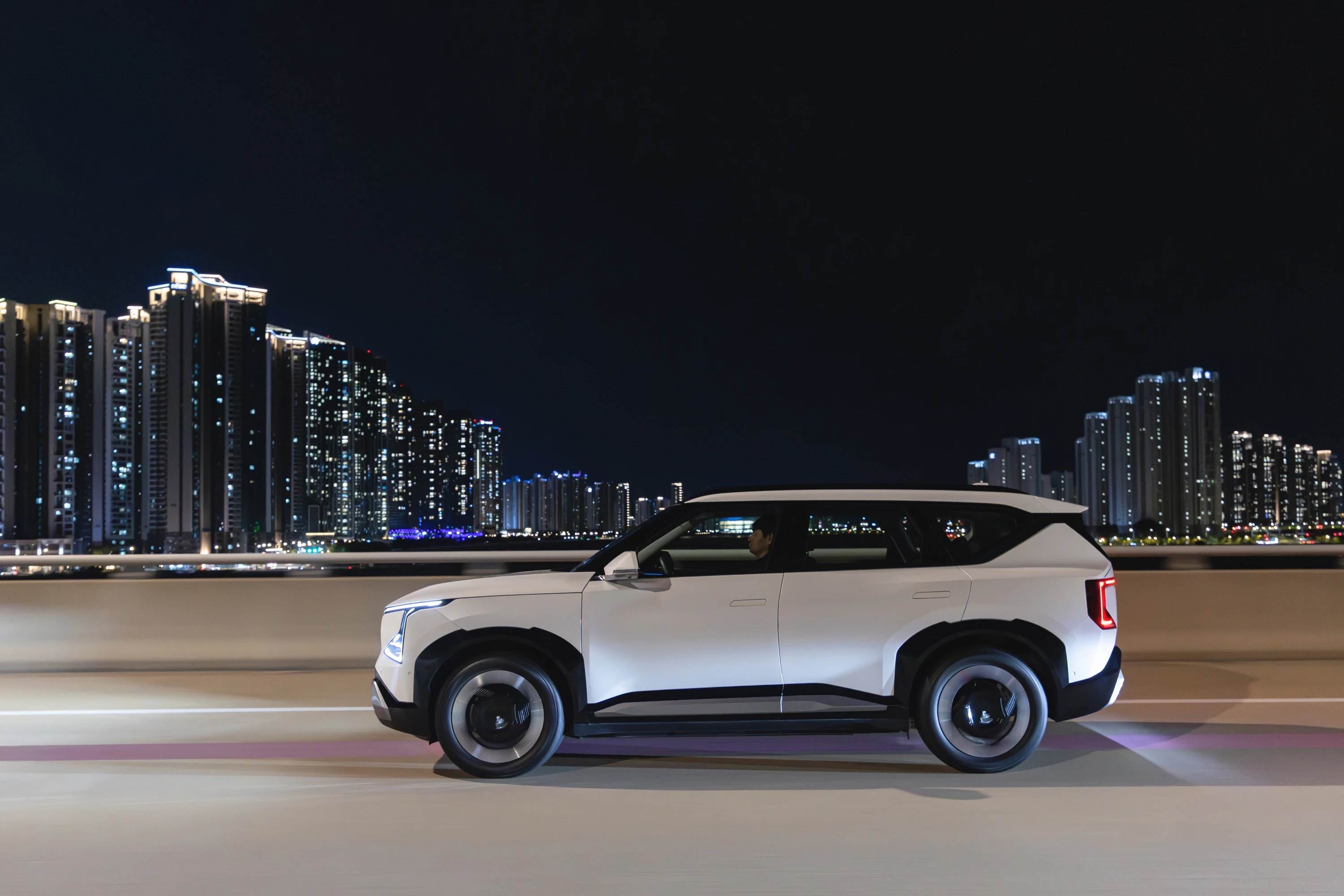 Kia EV5 Standard Range exterior view
