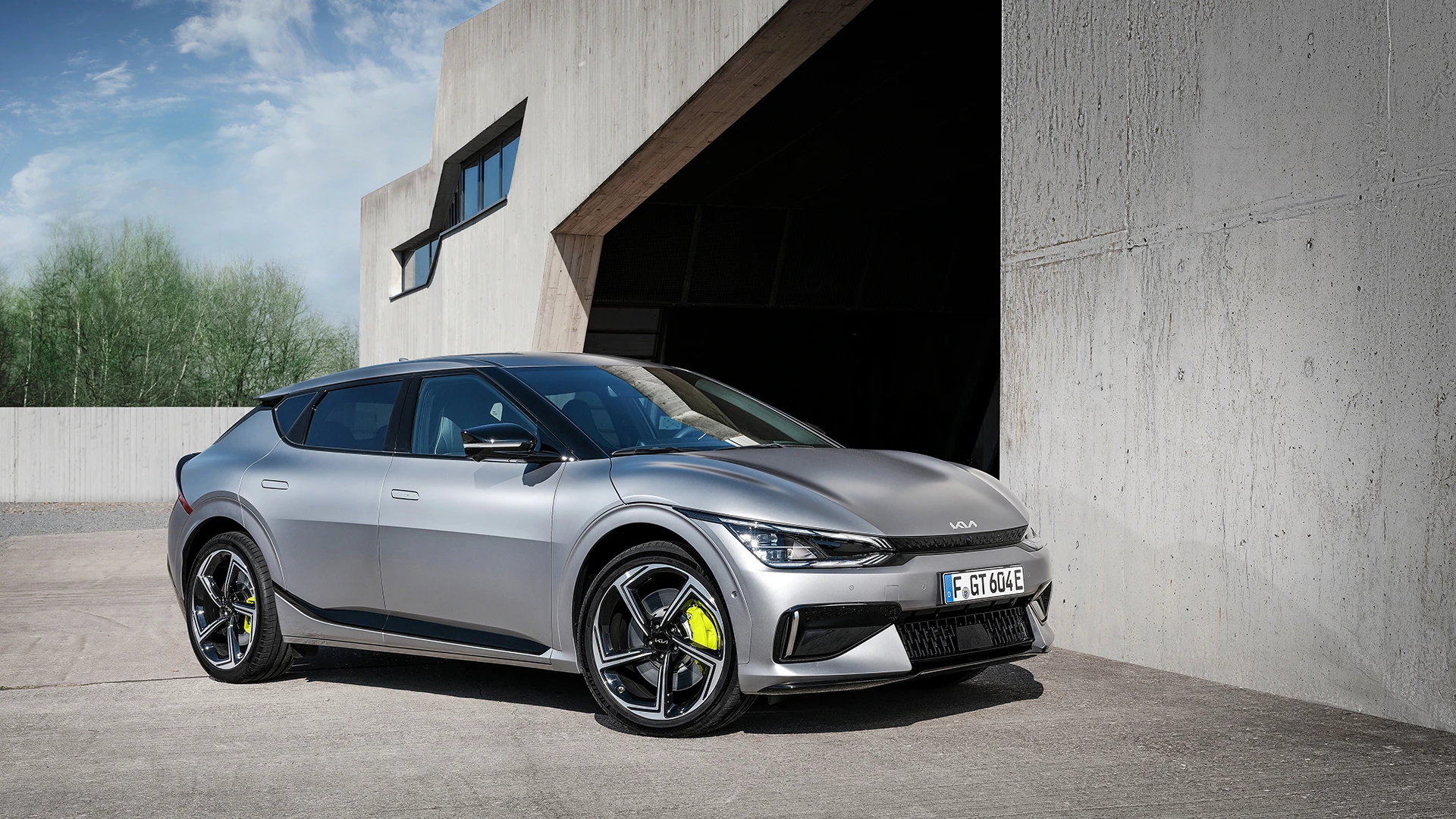 Kia EV6 GT (GEN1) exterior view