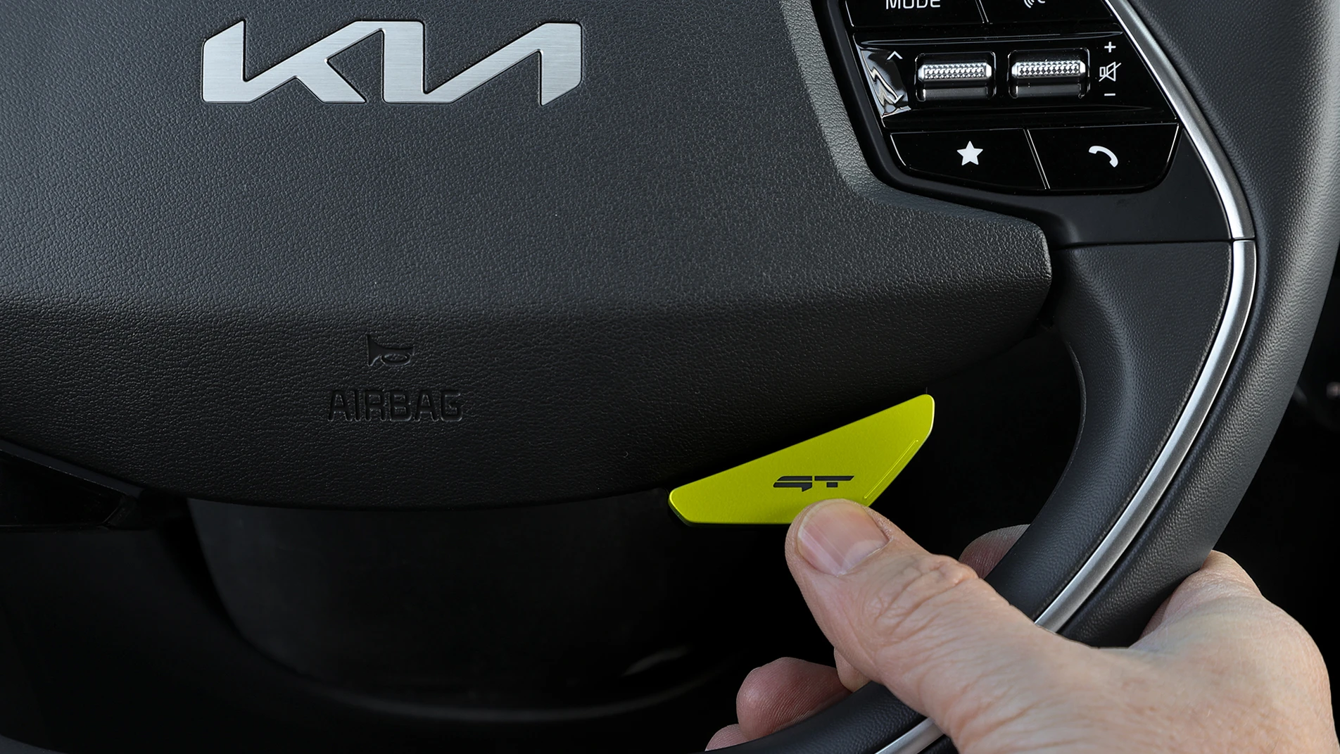 Kia EV6 GT (GEN1) steeringwheel view