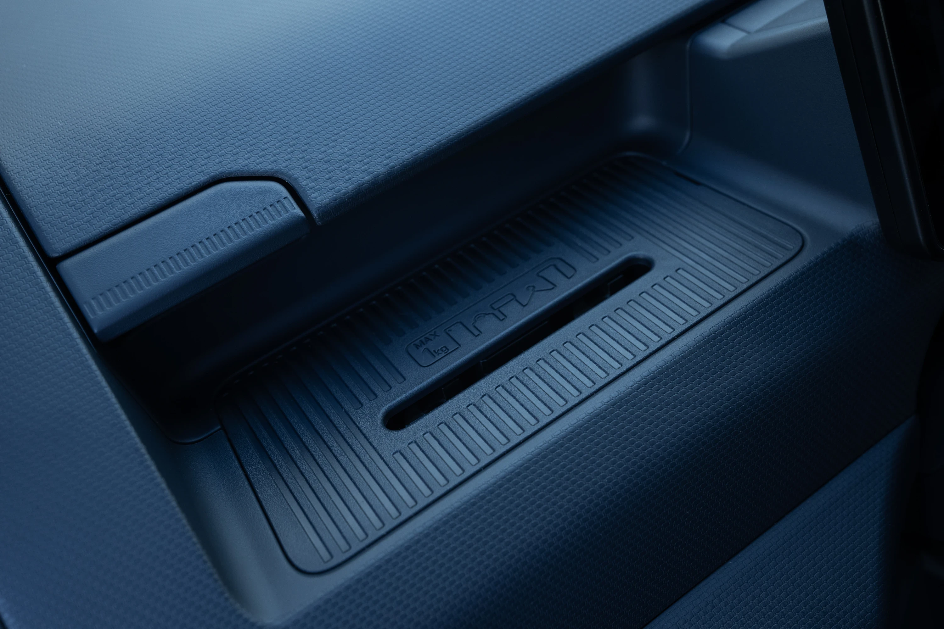 Kia PV5 Cargo Long Range interiorstorage view