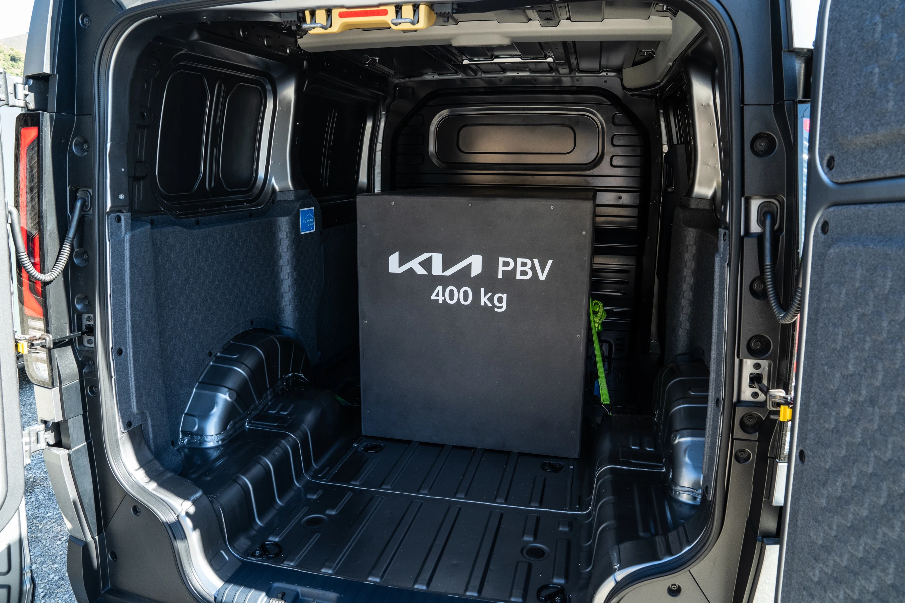 Kia PV5 Cargo Long Range trunk view