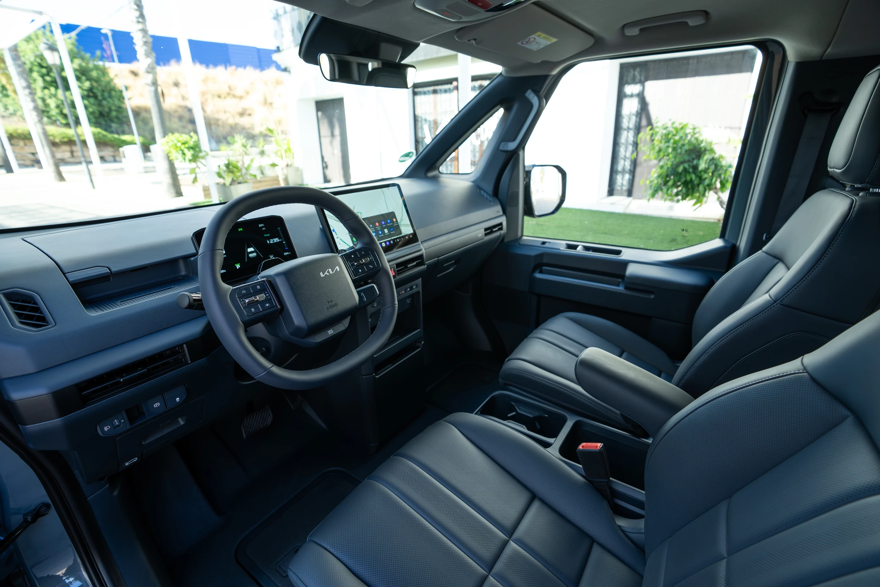 Kia PV5 Passenger Long Range interior view