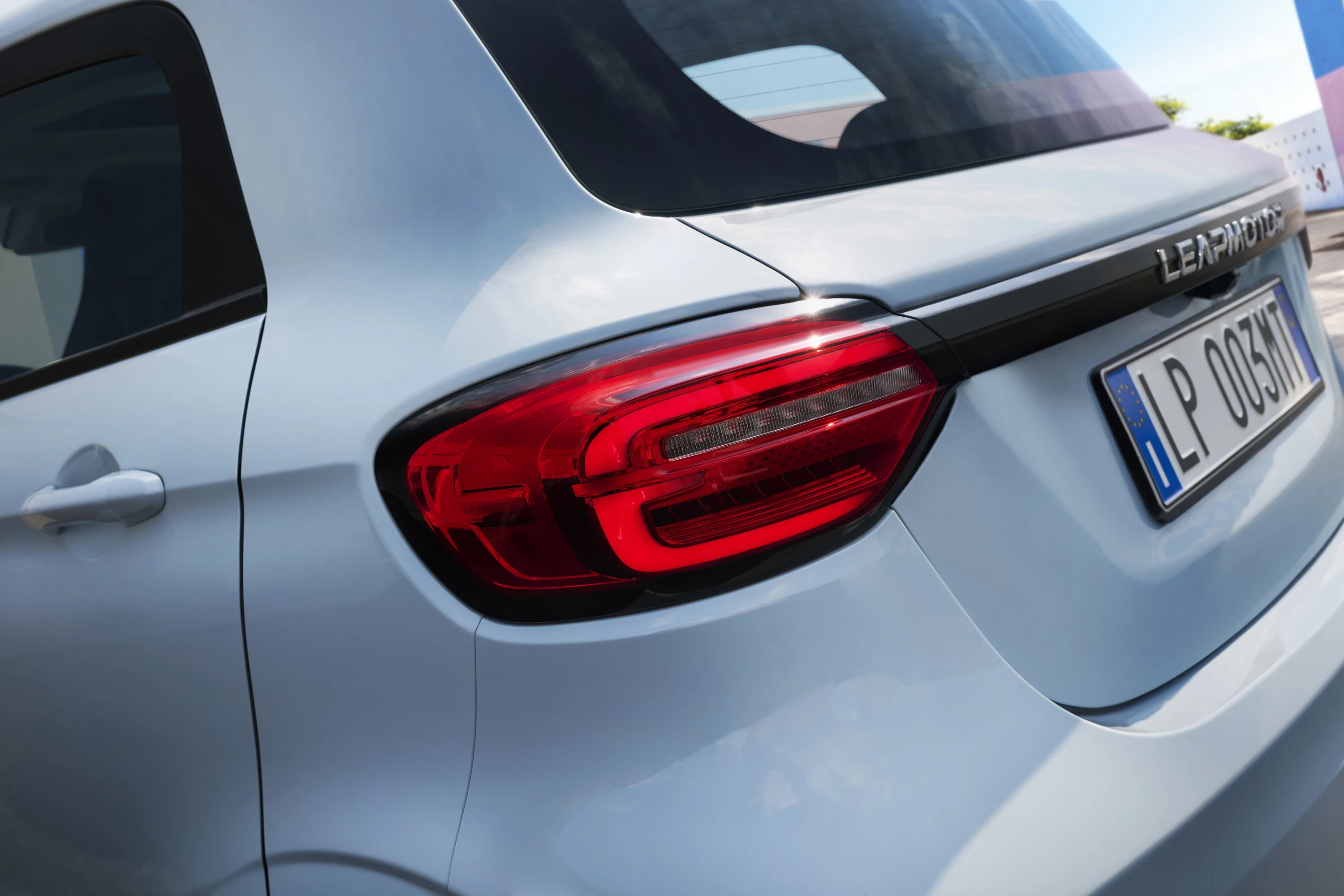 Leapmotor T03 37.3 kWh taillights view