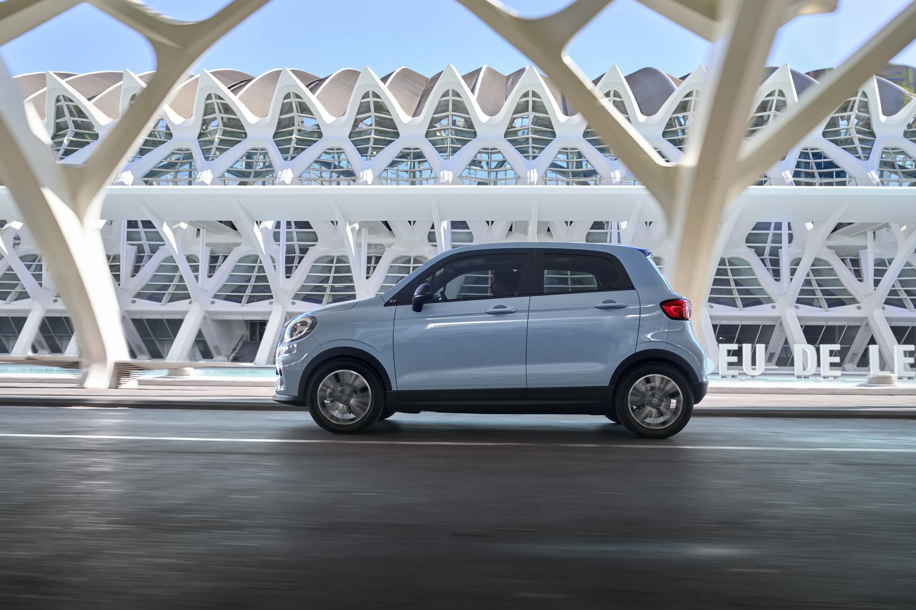 Leapmotor T03 37.3 kWh exterior view