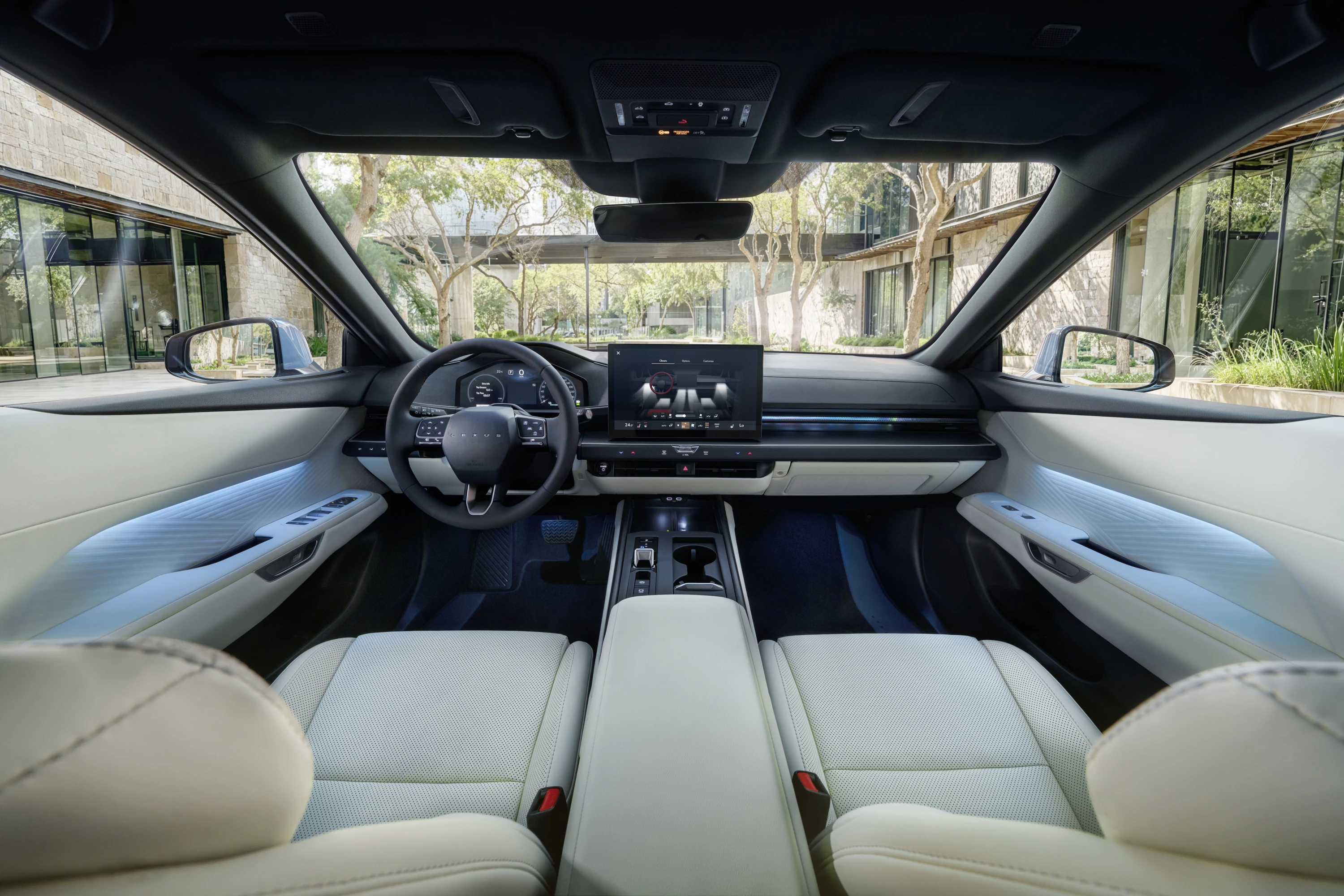 Lexus ES 500e DIRECT4 interior view