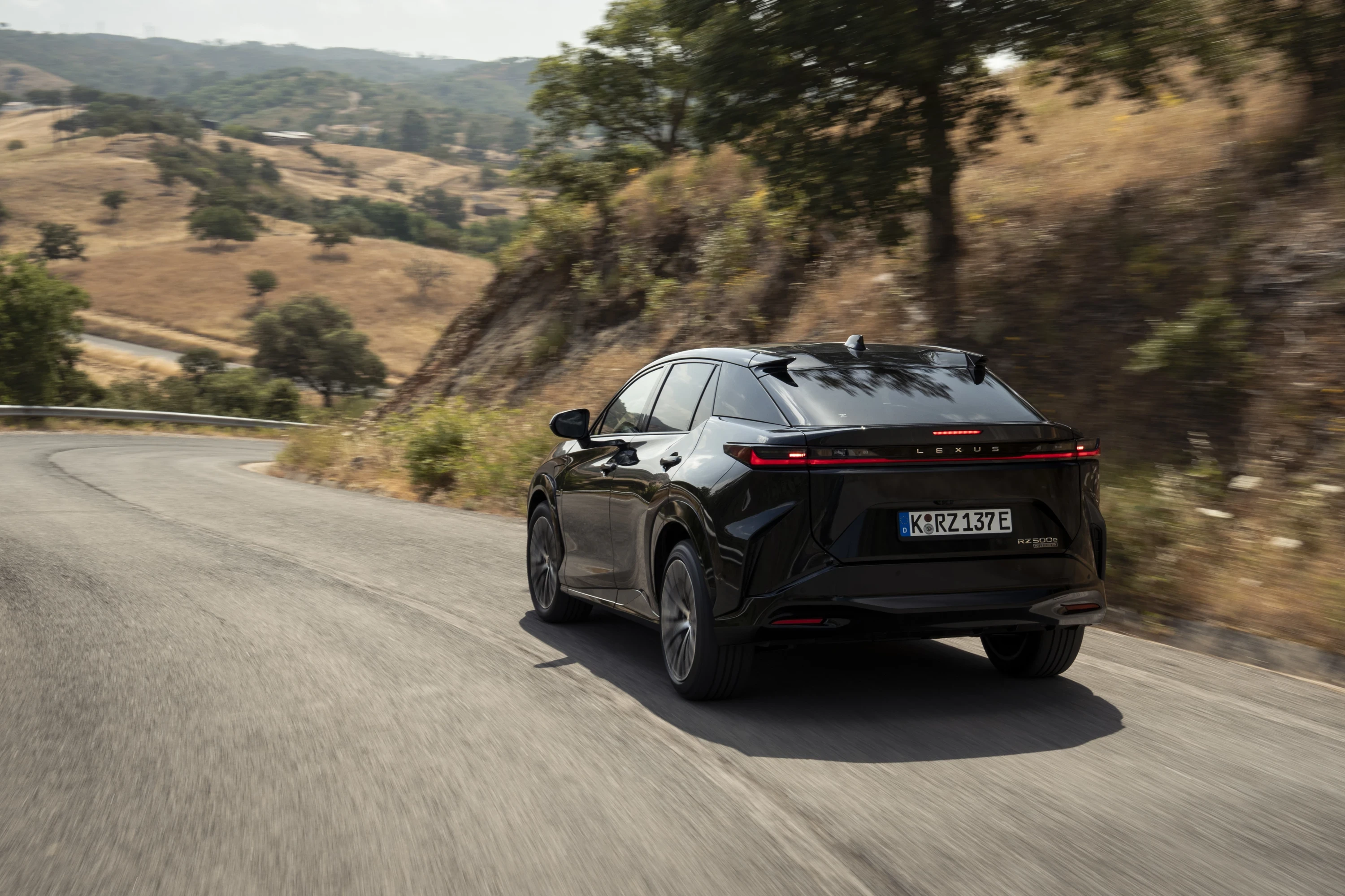 Lexus RZ 500e exterior view