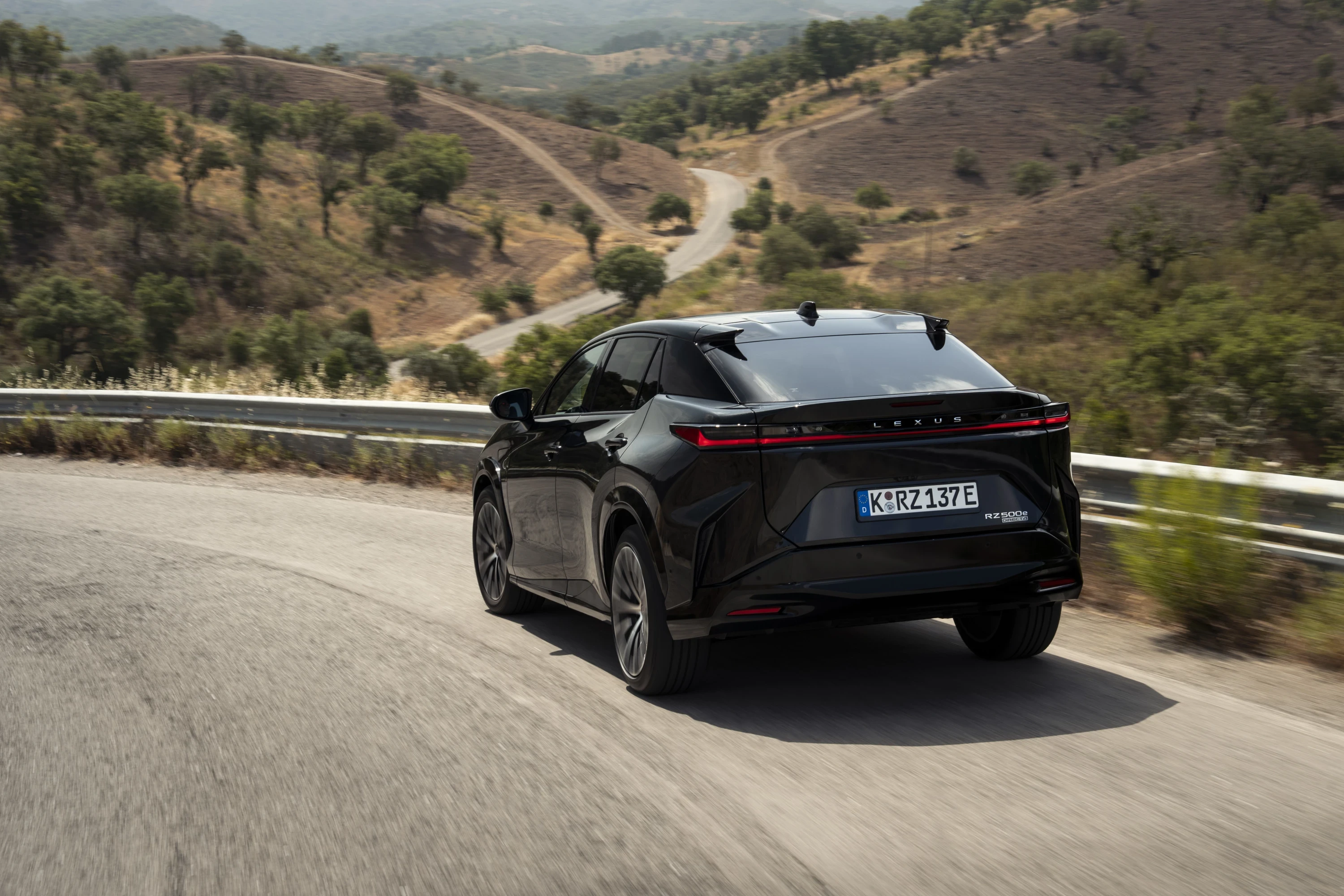 Lexus RZ 500e exterior view