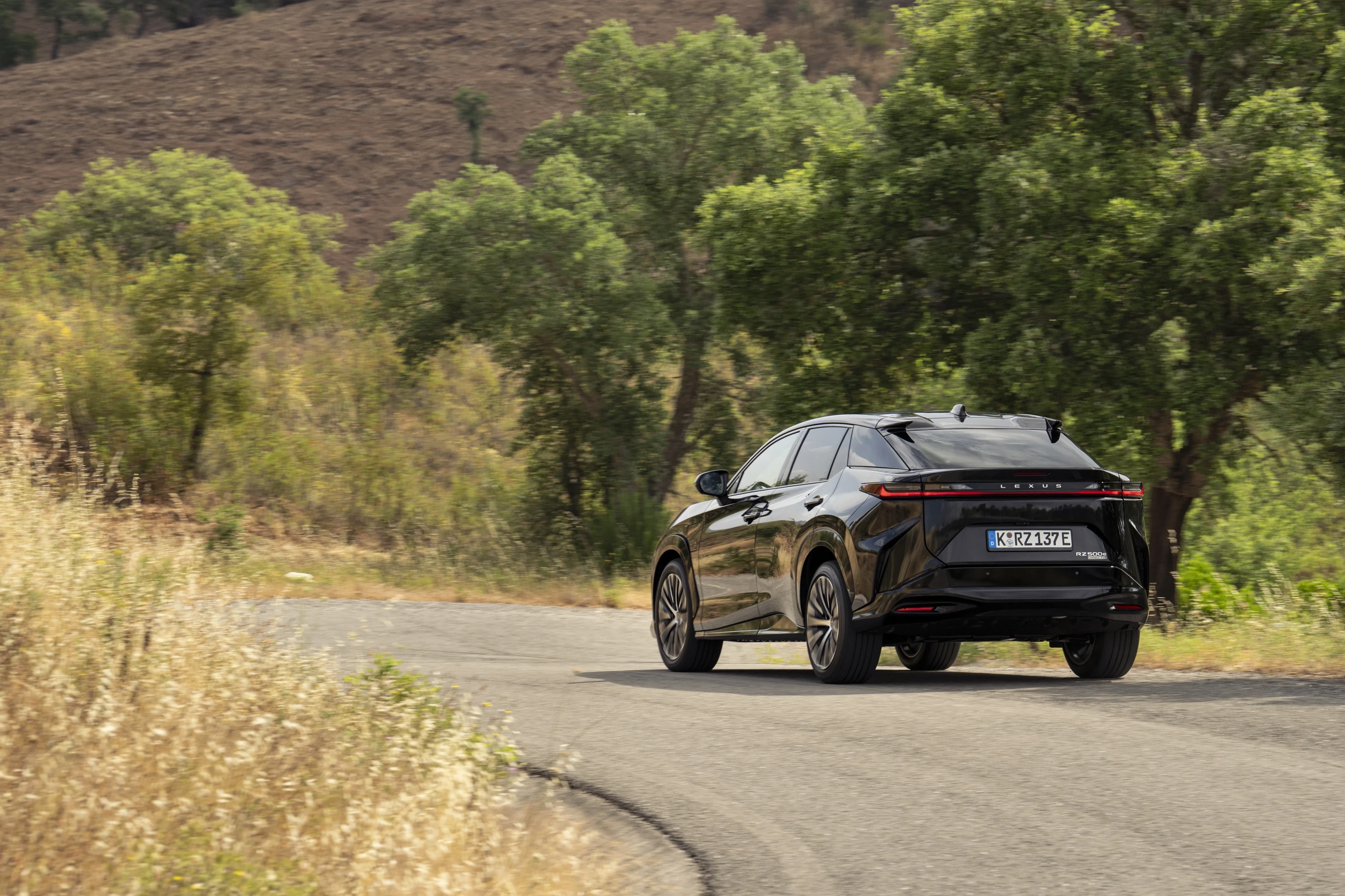 Lexus RZ 500e exterior view