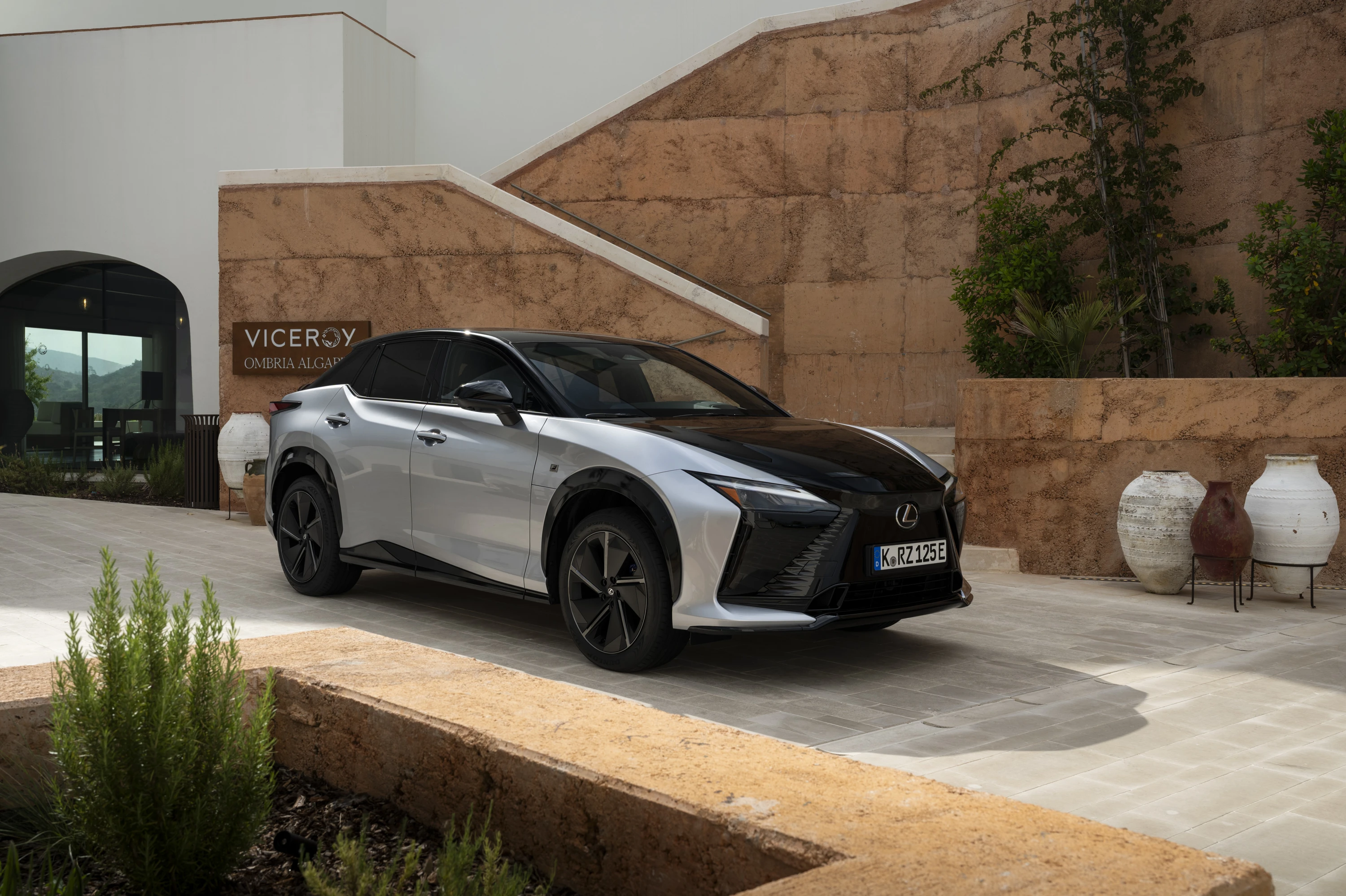 Lexus RZ 550e F Sport exterior view