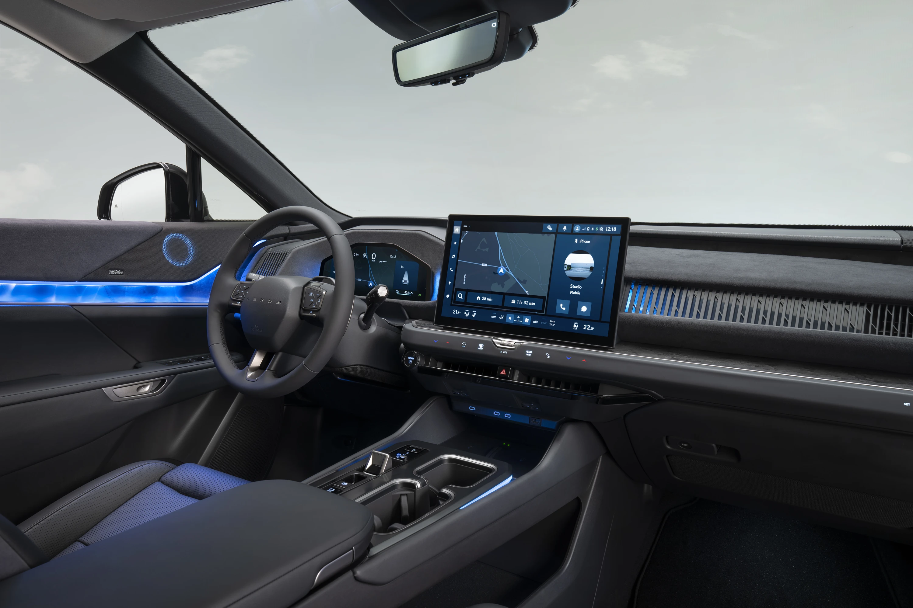 Lexus TZ 450e interior view