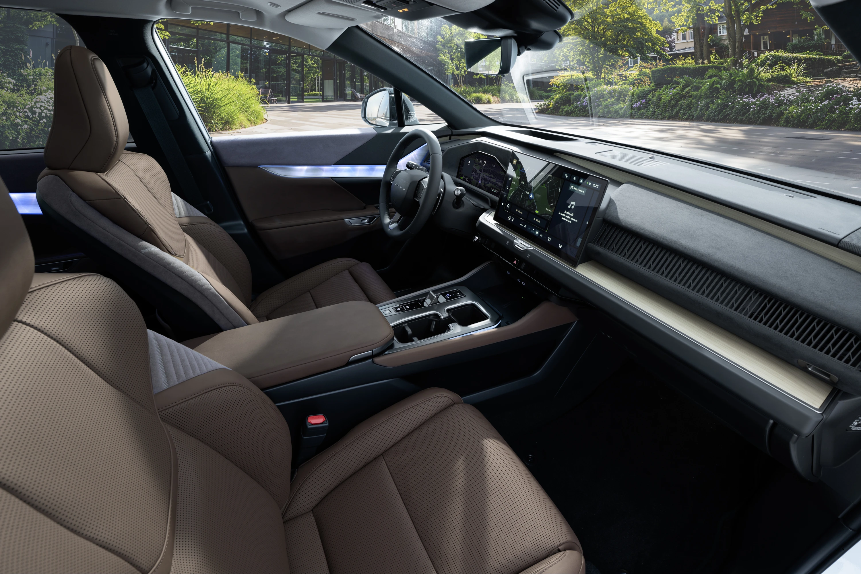 Lexus TZ 550e frontseats view