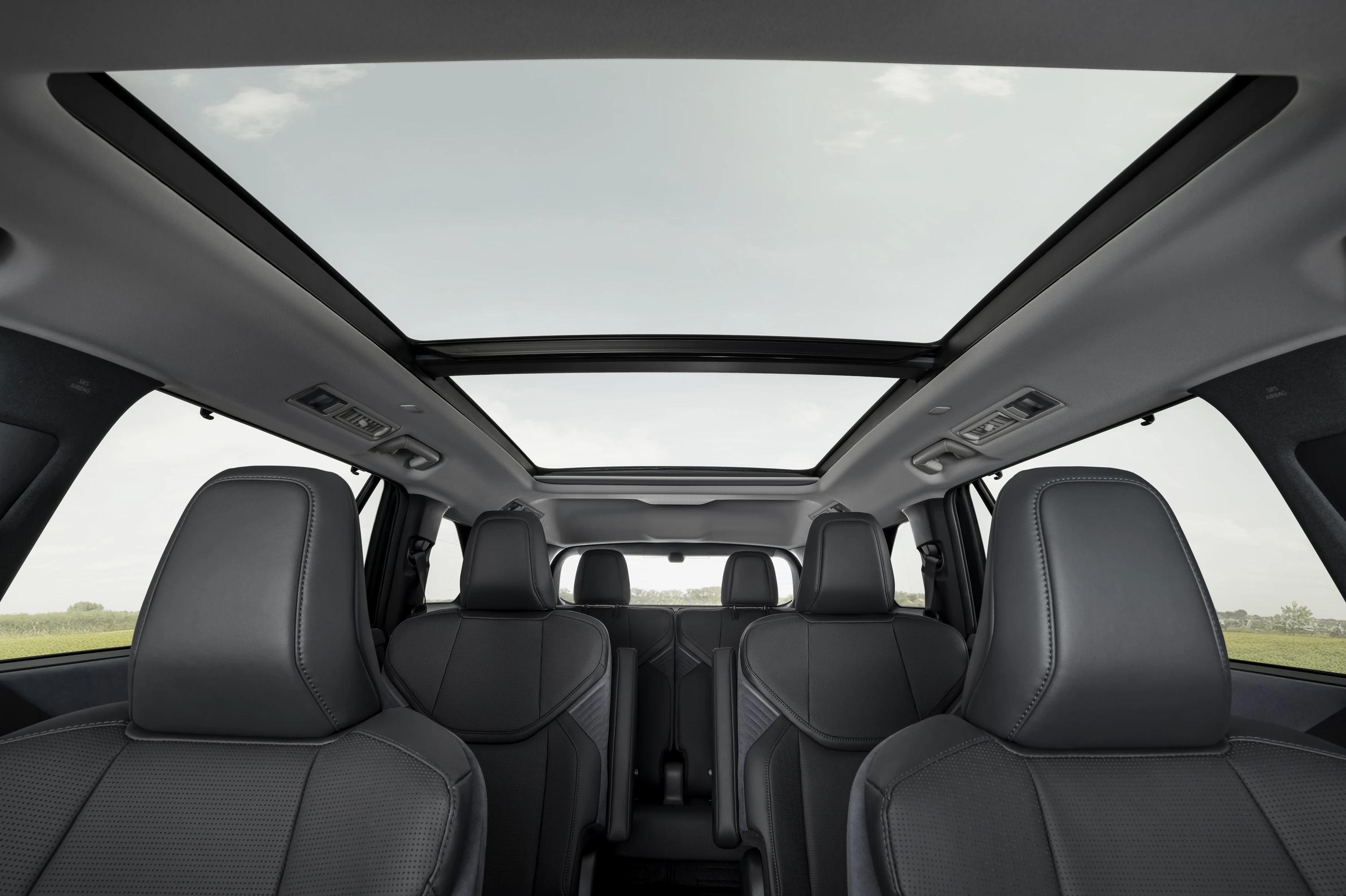 Lexus TZ 550e interior view