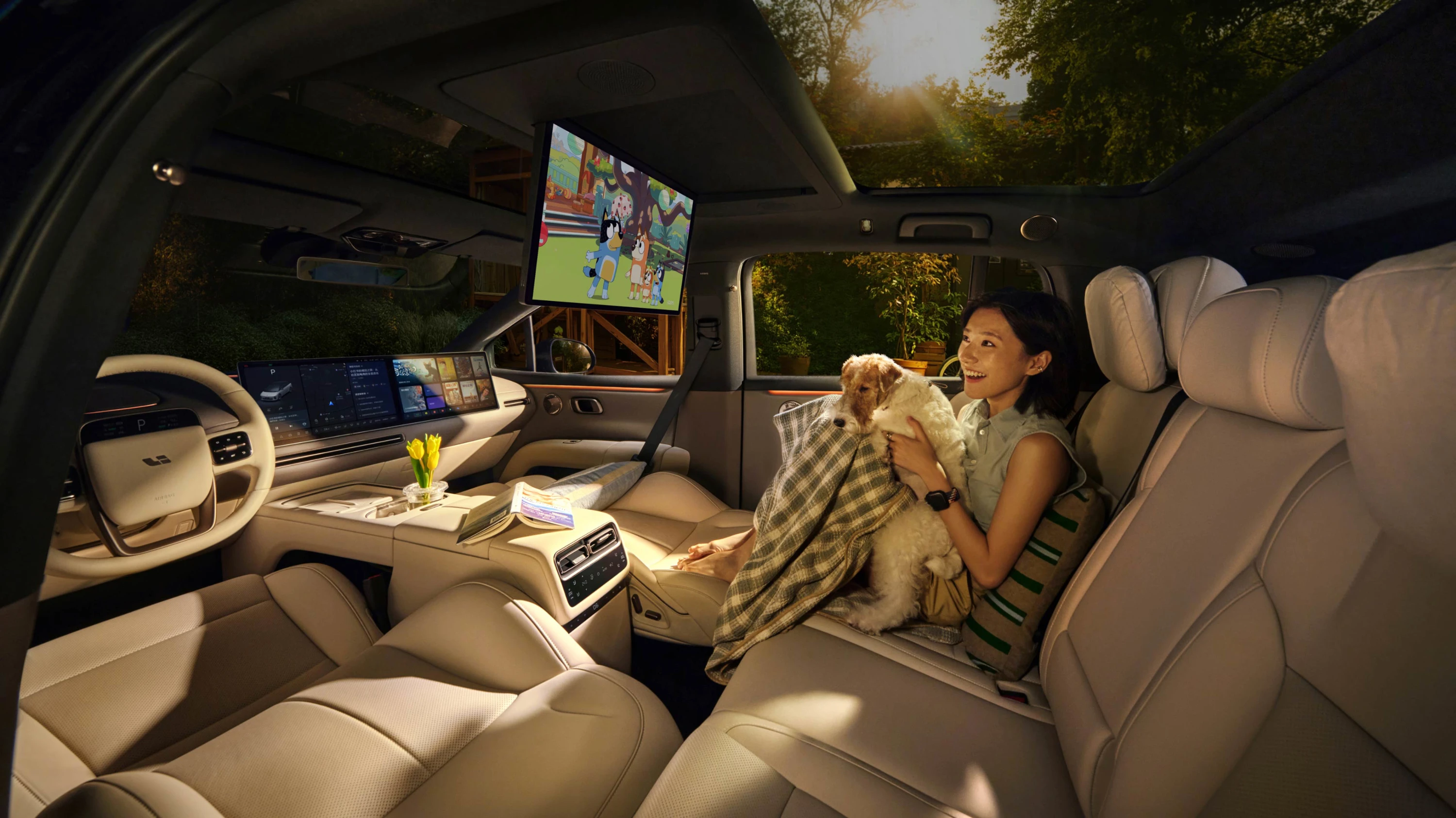 Li Auto i6 87.3 kWh AWD lifestyle view