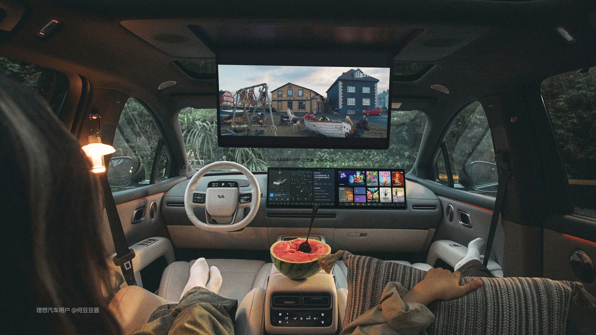 Li Auto i6 87.3 kWh RWD lifestyle view