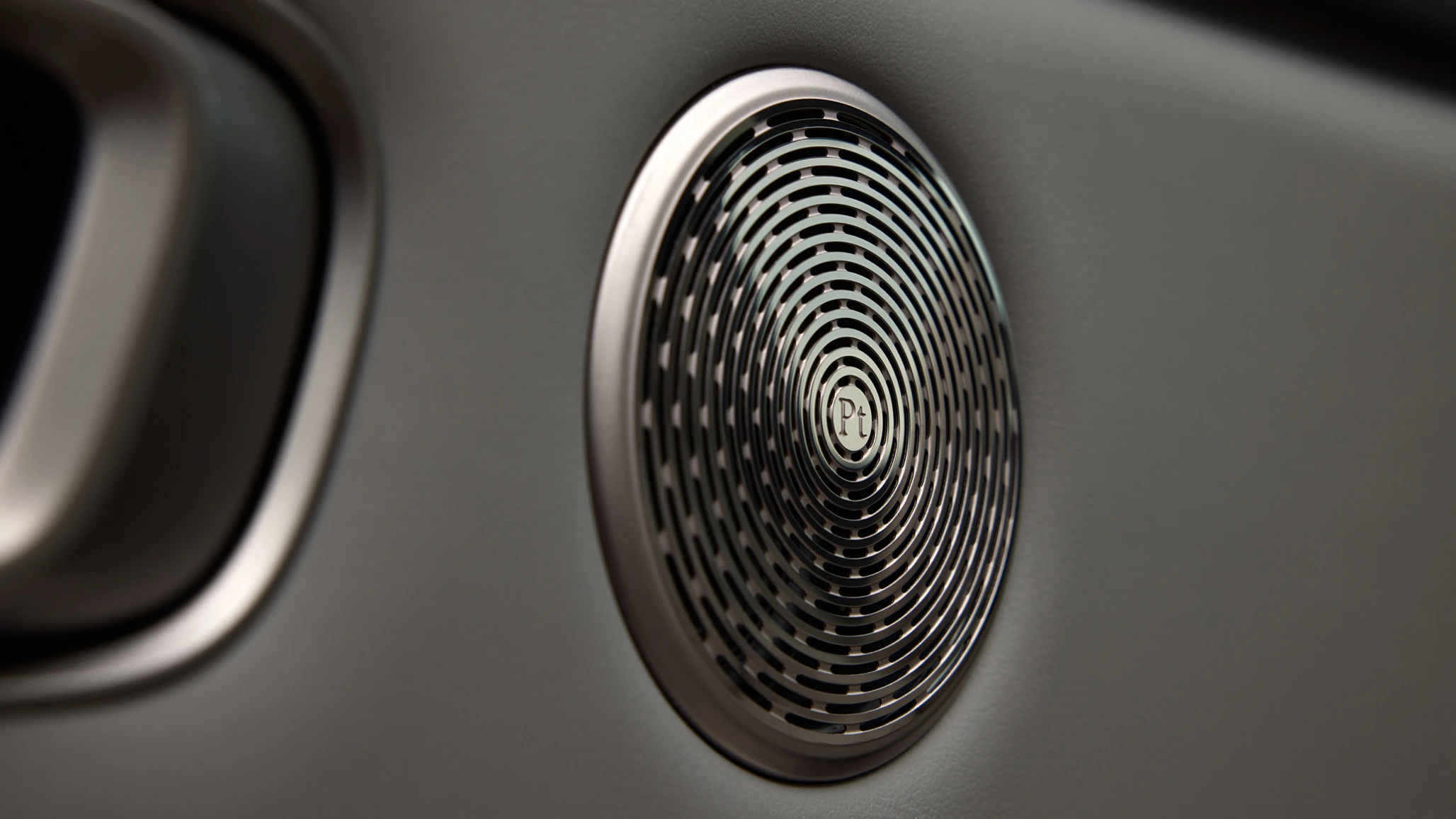 Li Auto i6 87.3 kWh RWD speakers view
