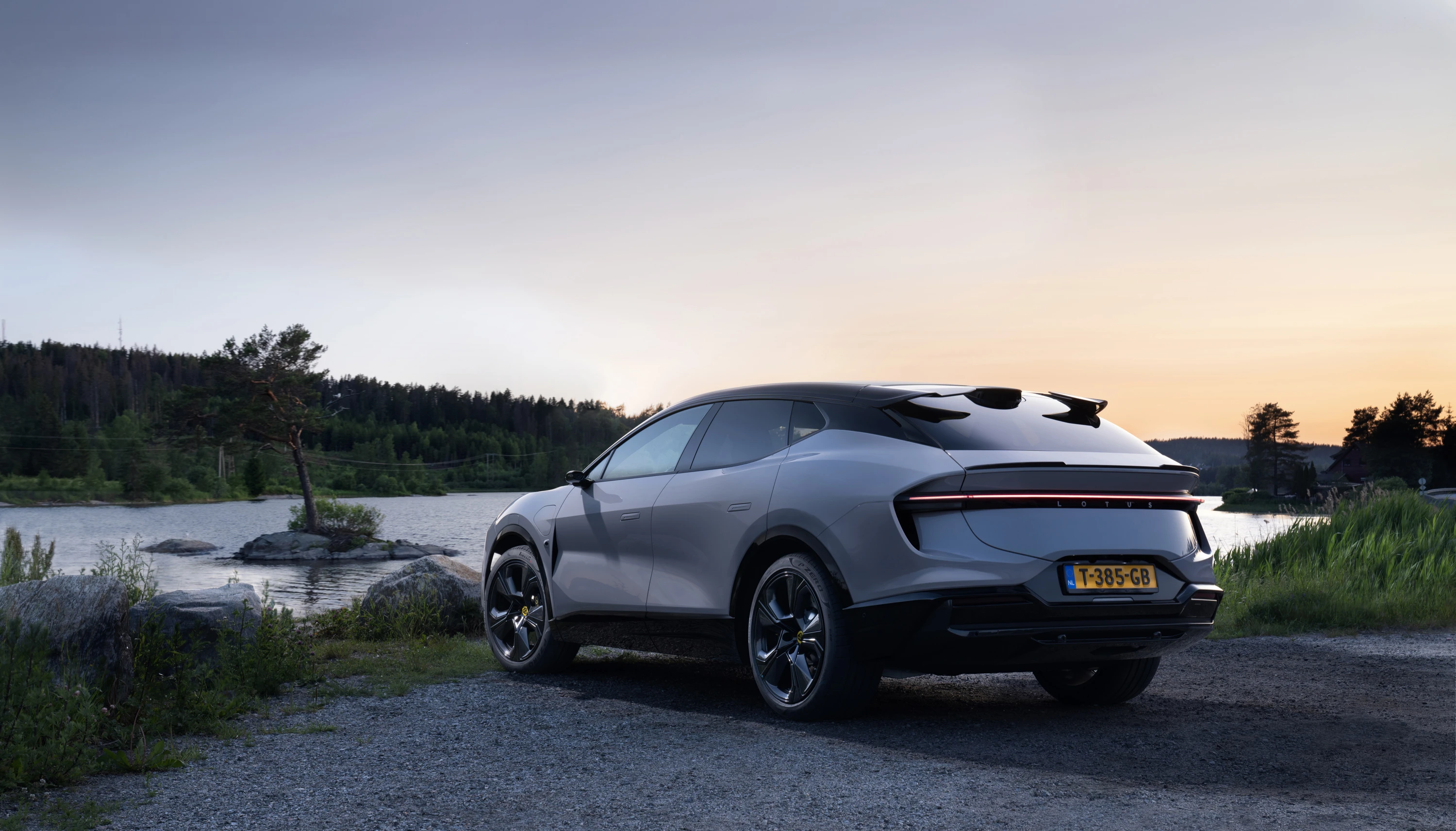 Lotus Eletre 600 exterior view