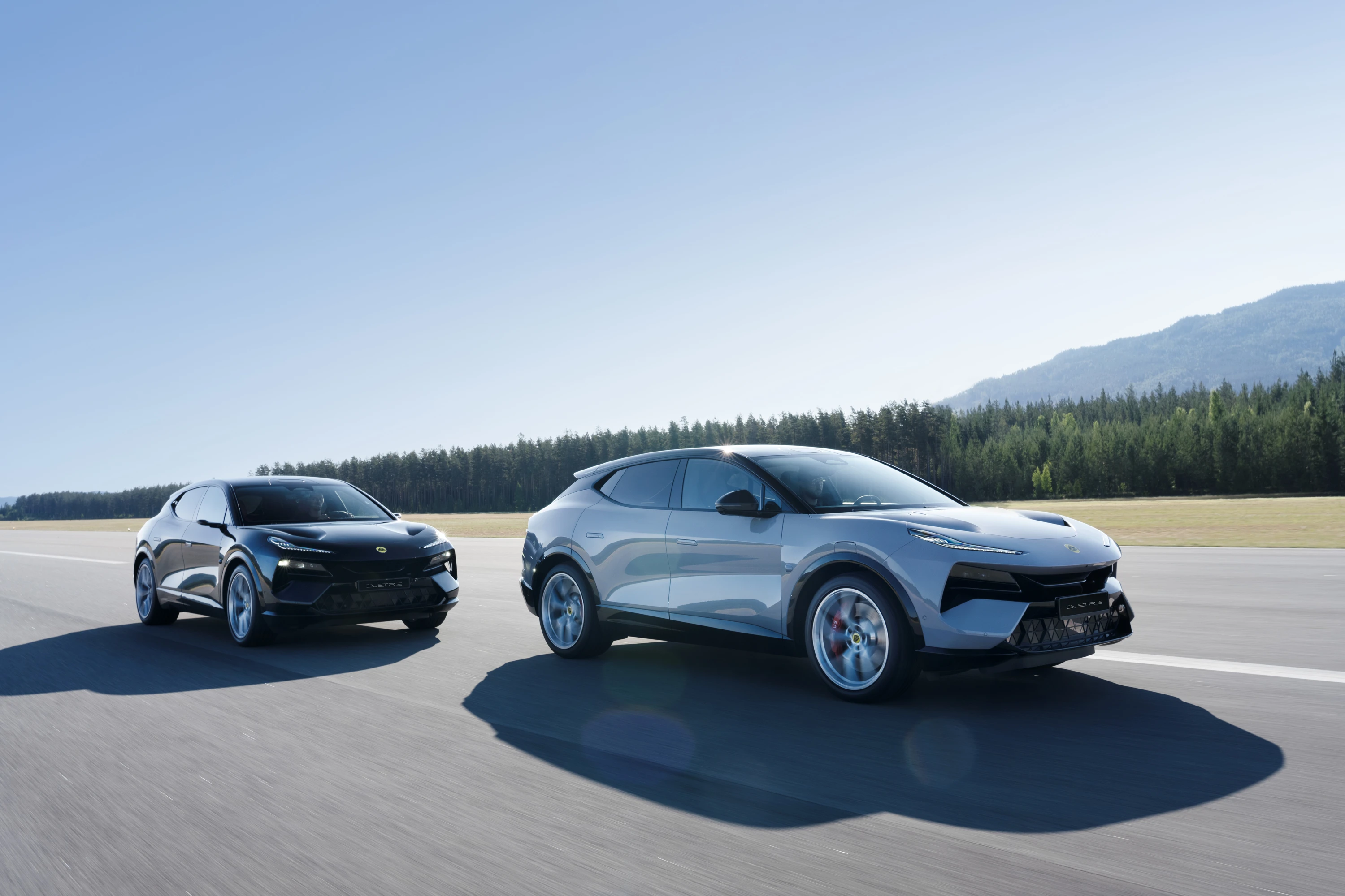 Lotus Eletre 900 exterior view