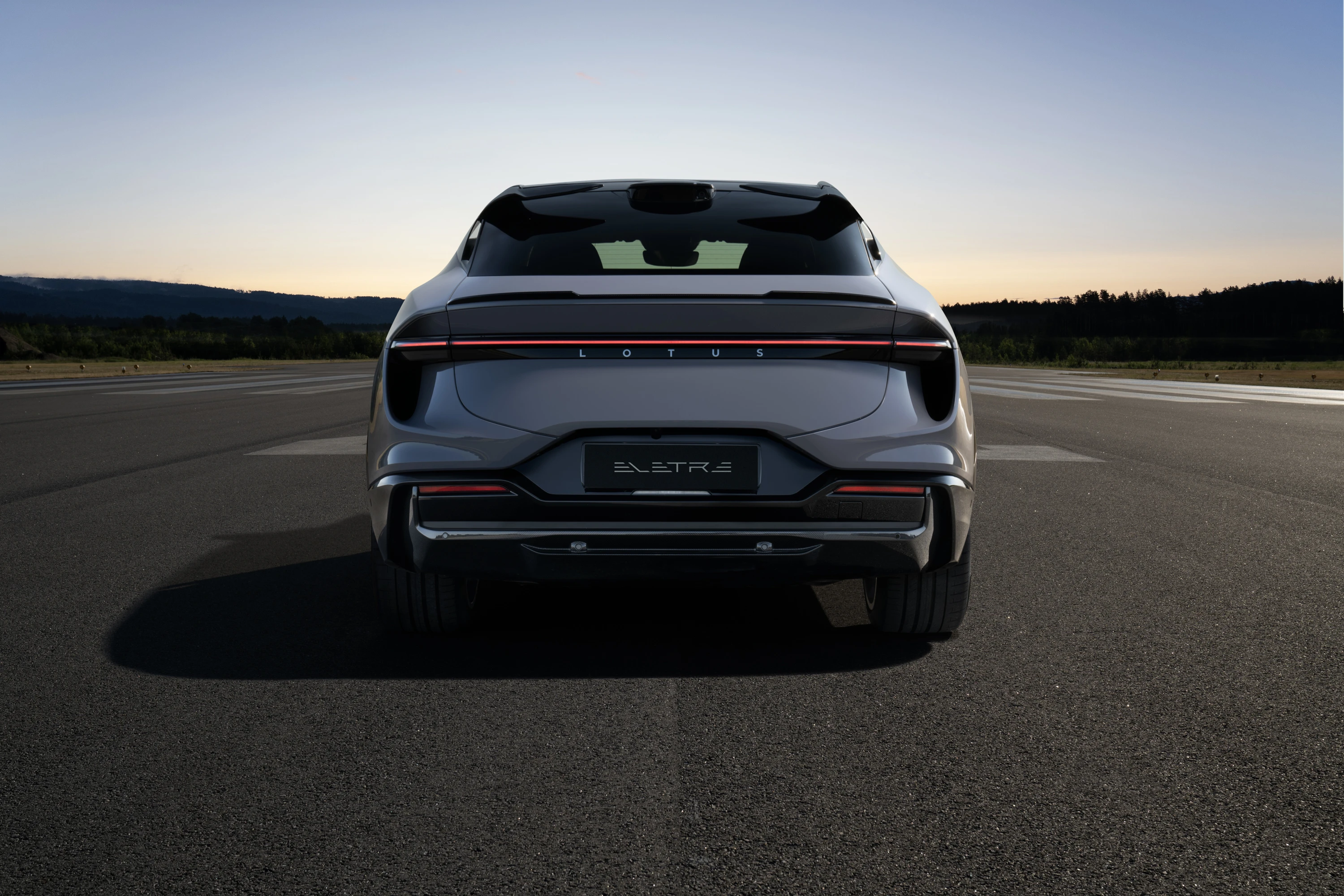 Lotus Eletre 900 rearlights view