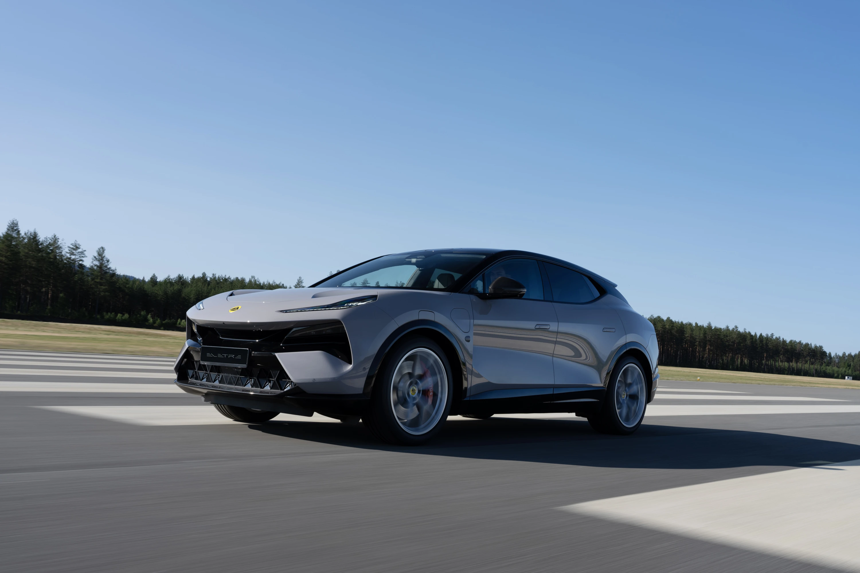 Lotus Eletre 900 electric vehicle exterior
