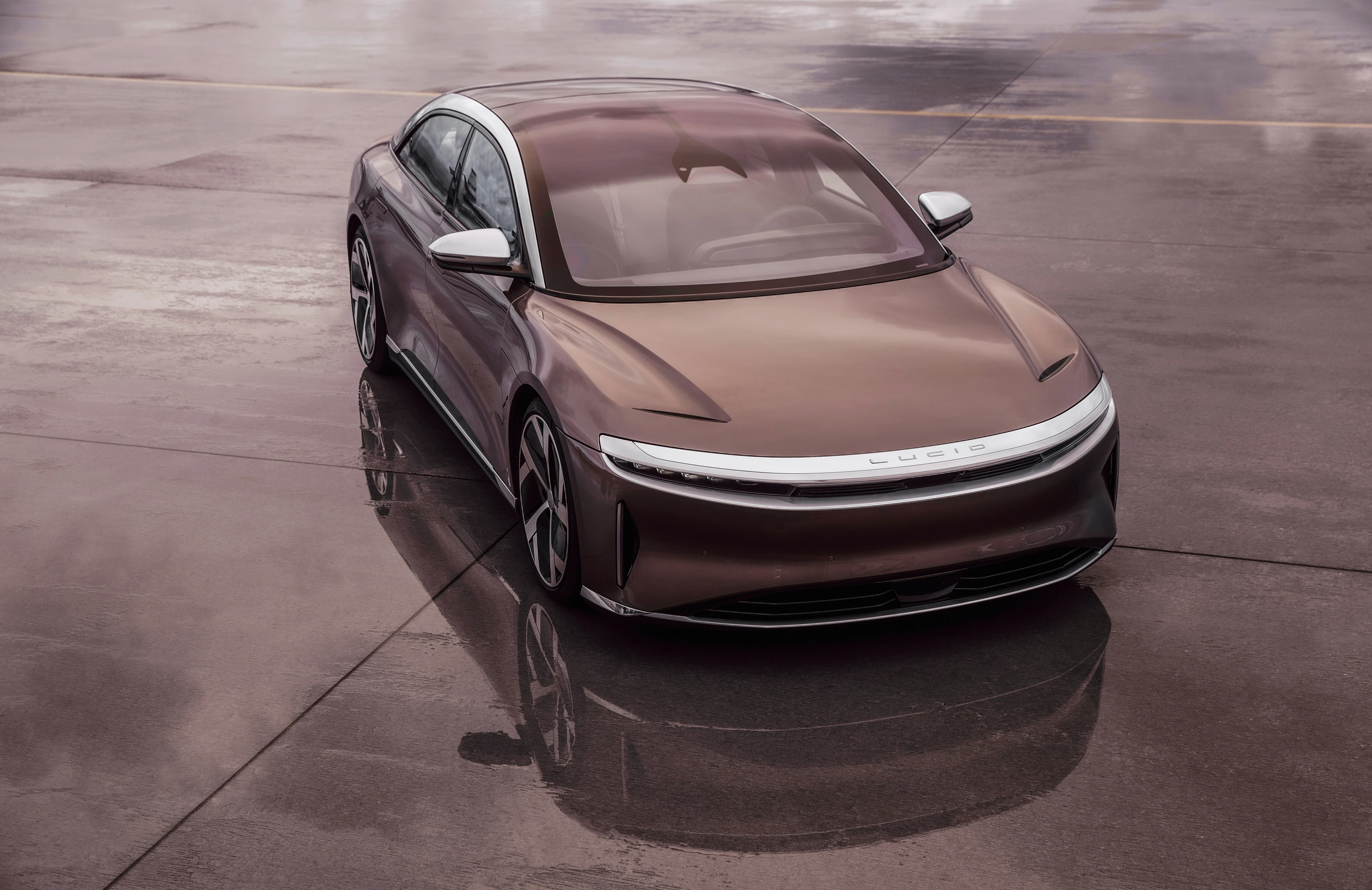 Lucid Air Grand Touring exterior view