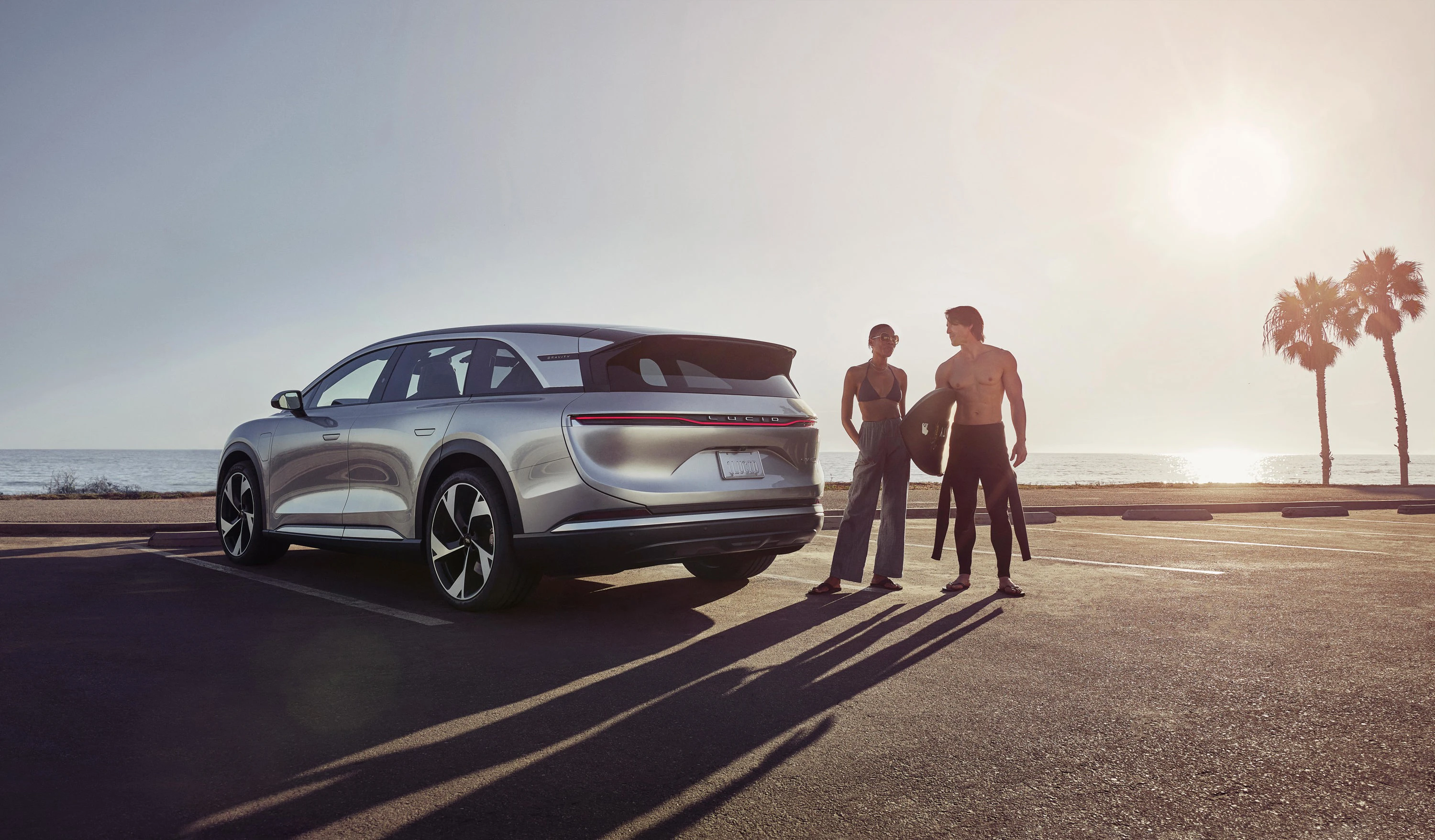 Lucid Gravity Grand Touring exterior view