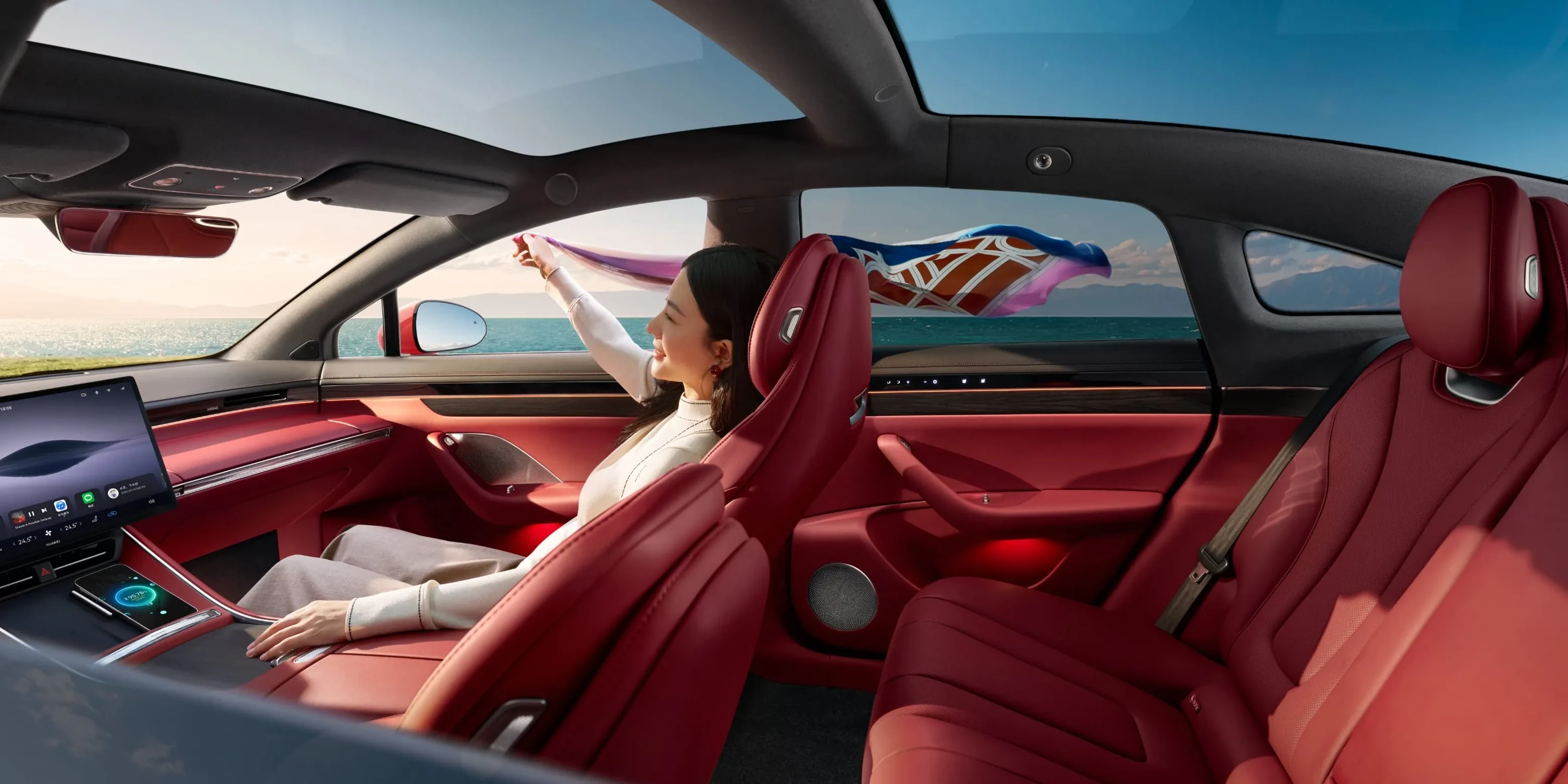 Luxeed S7 AWD 100 kWh interior view