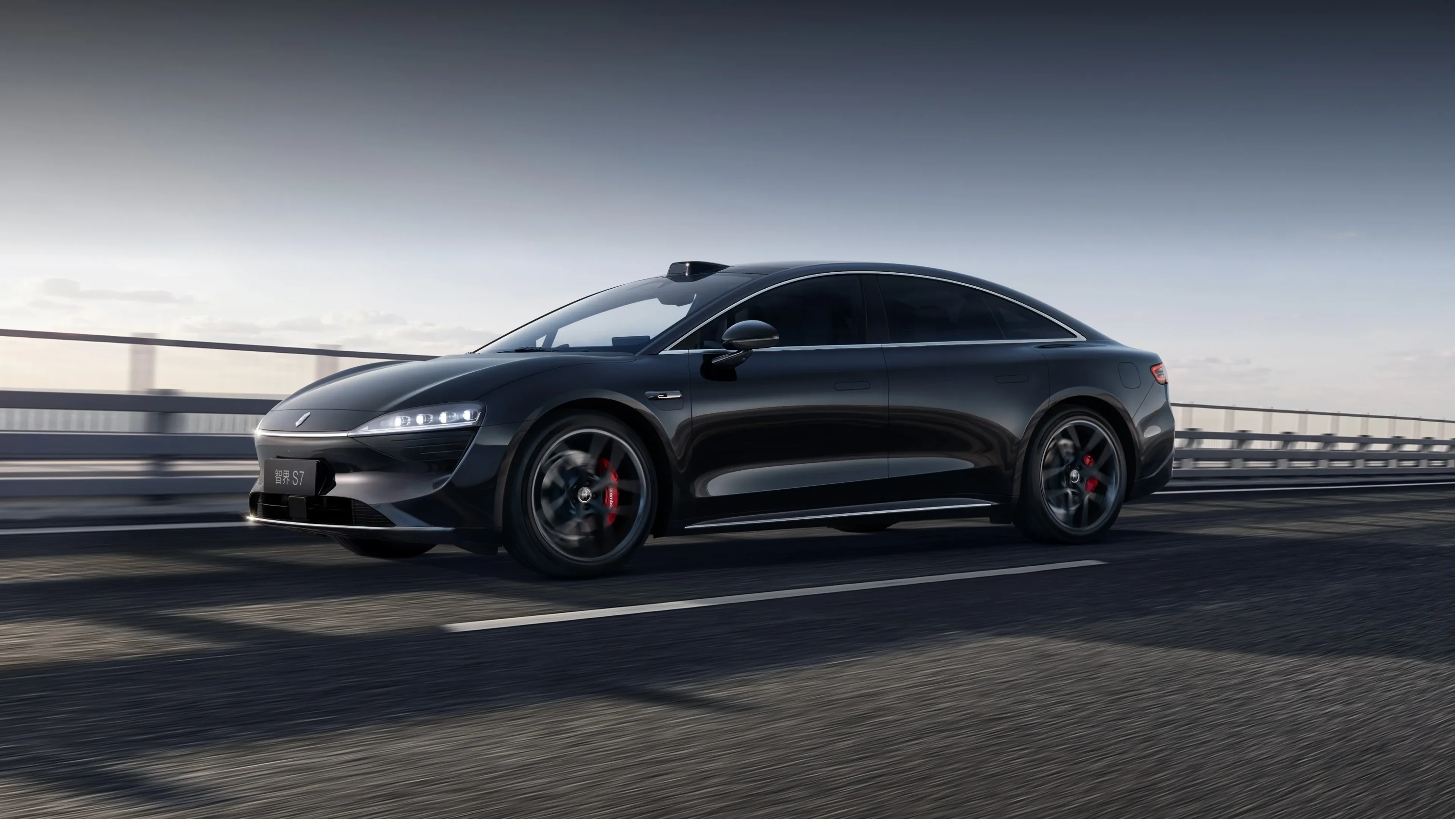 Luxeed S7 RWD 82 kWh electric vehicle