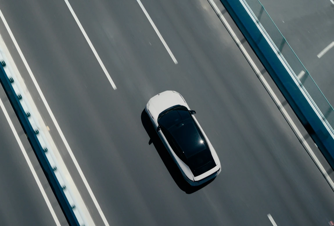 Lynk & Co 10 95 kWh RWD exterior view