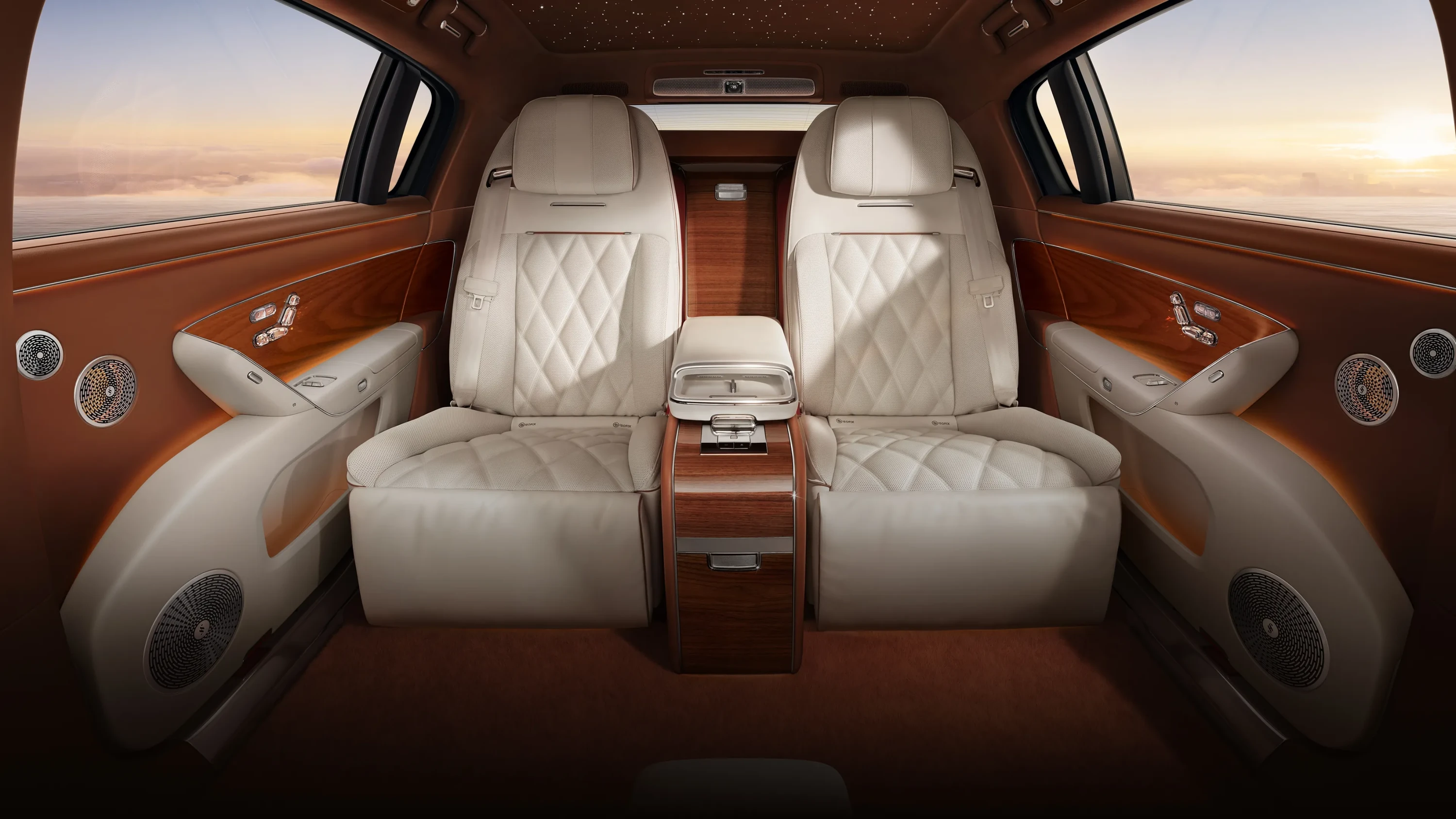 MAEXTRO S800 Executive secondrowseats view
