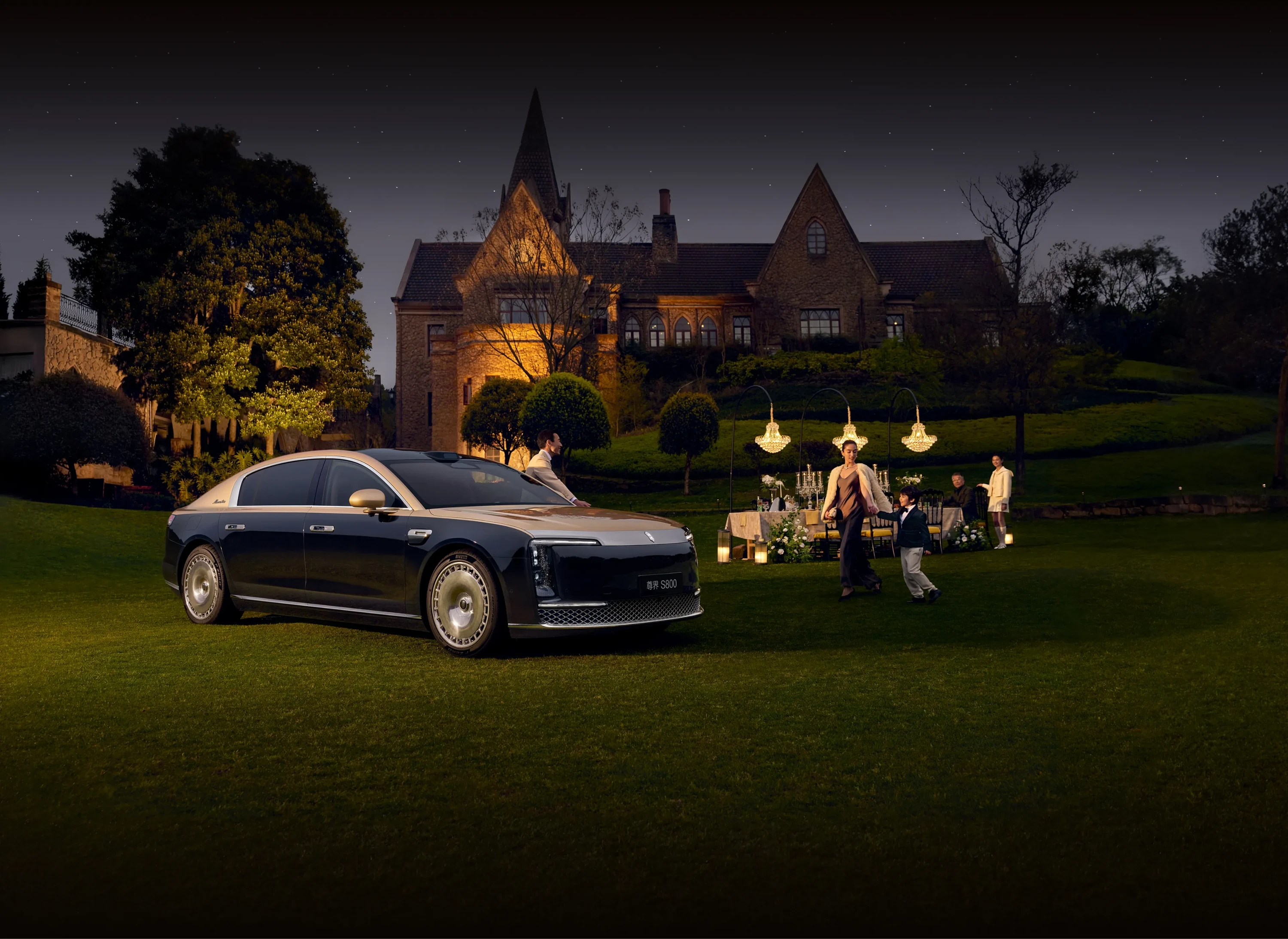 MAEXTRO S800 Executive exterior view
