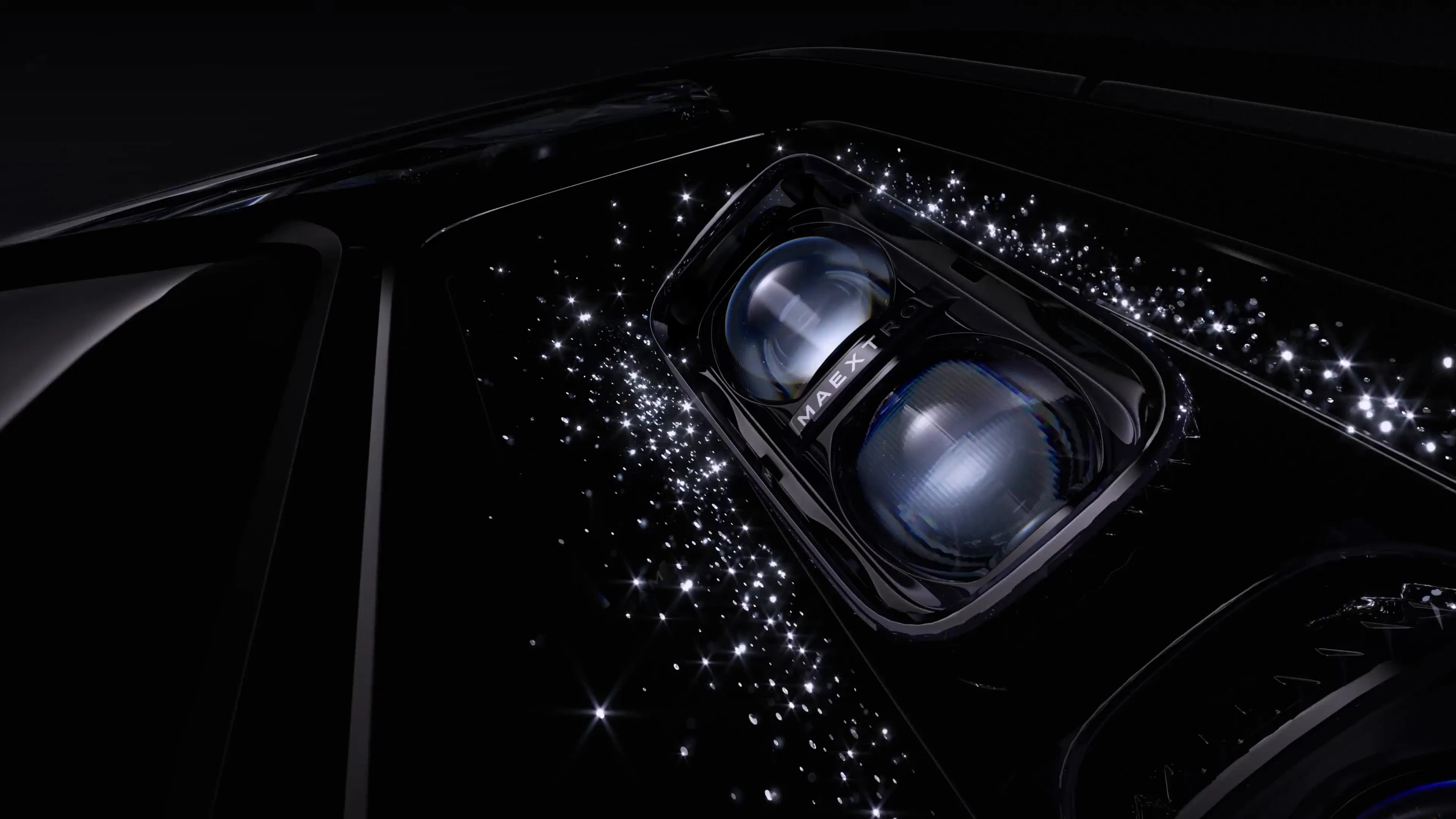 MAEXTRO S800 Executive headlights view