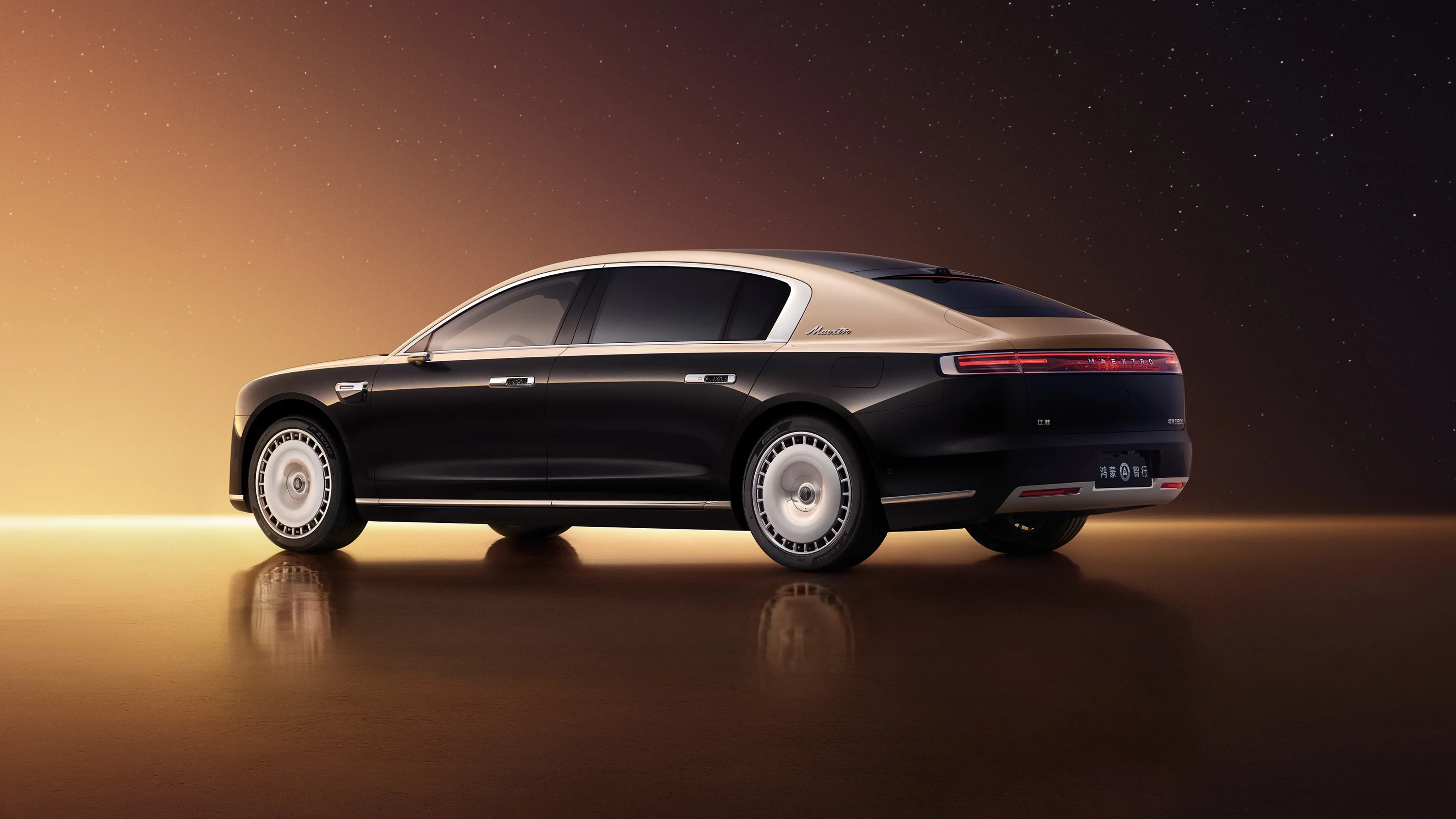 MAEXTRO S800 Executive exterior view