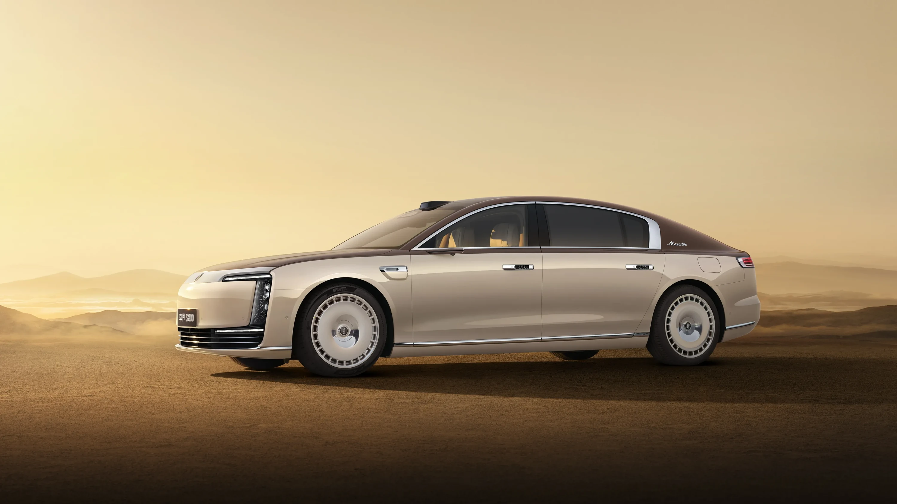 MAEXTRO S800 Executive exterior view