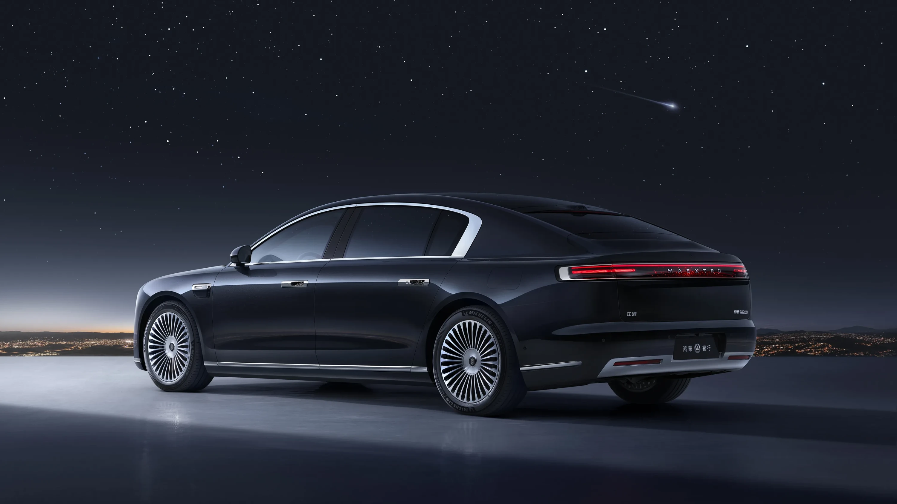 MAEXTRO S800 Premium exterior view
