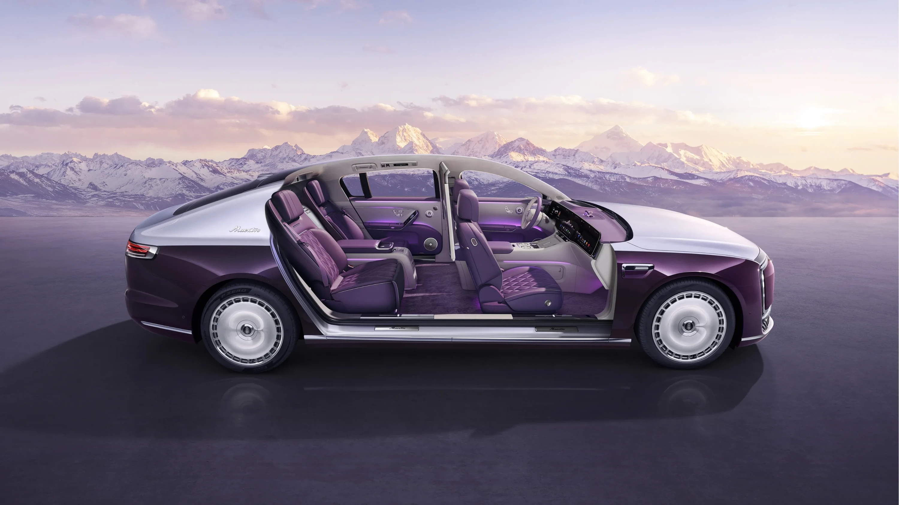 MAEXTRO S800 Premium interior view