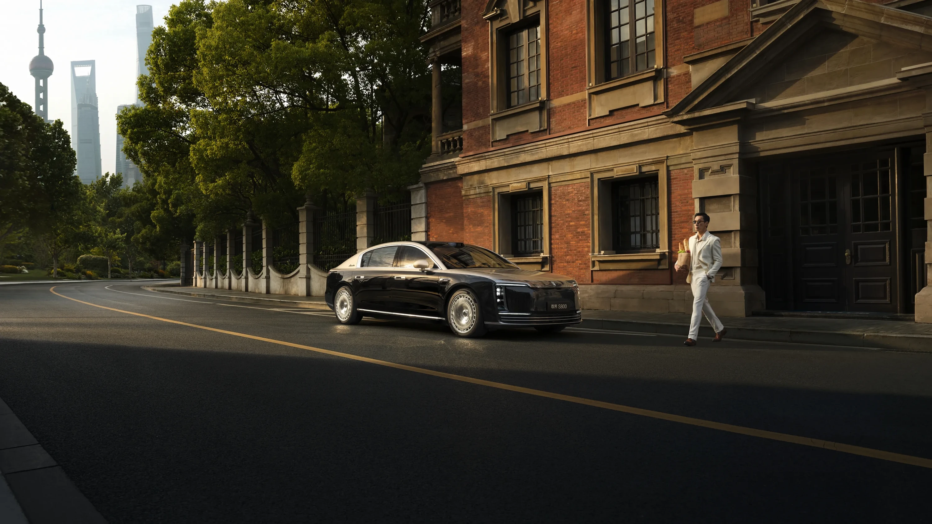 MAEXTRO S800 Premium exterior view