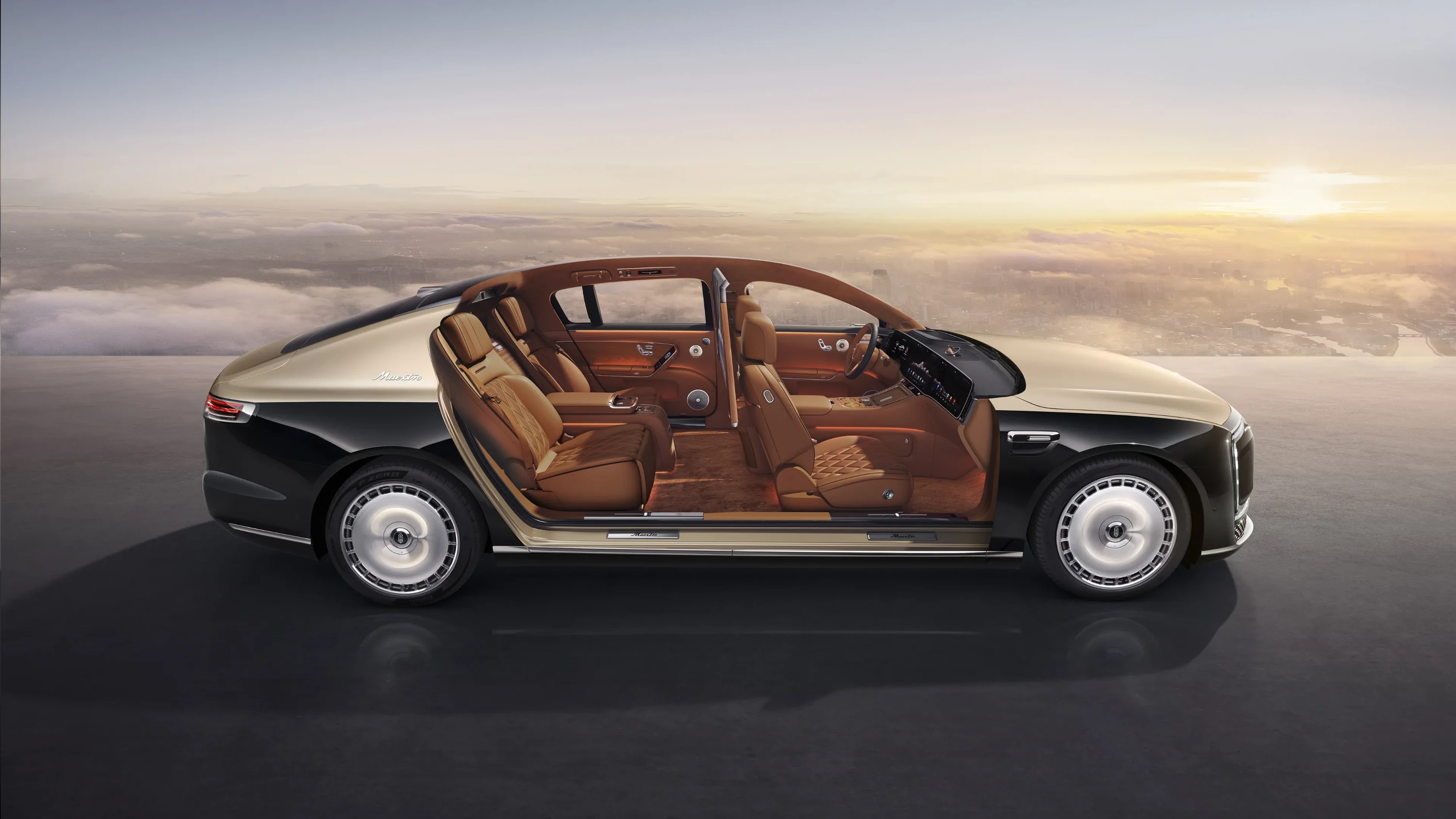 MAEXTRO S800 Premium interior view